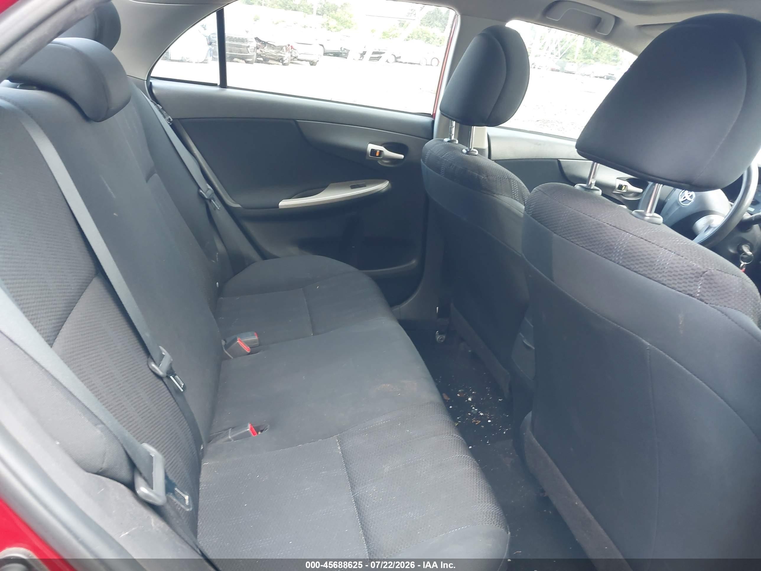 2011 Toyota Corolla S Red vin: 2T1BU4EE3BC629639