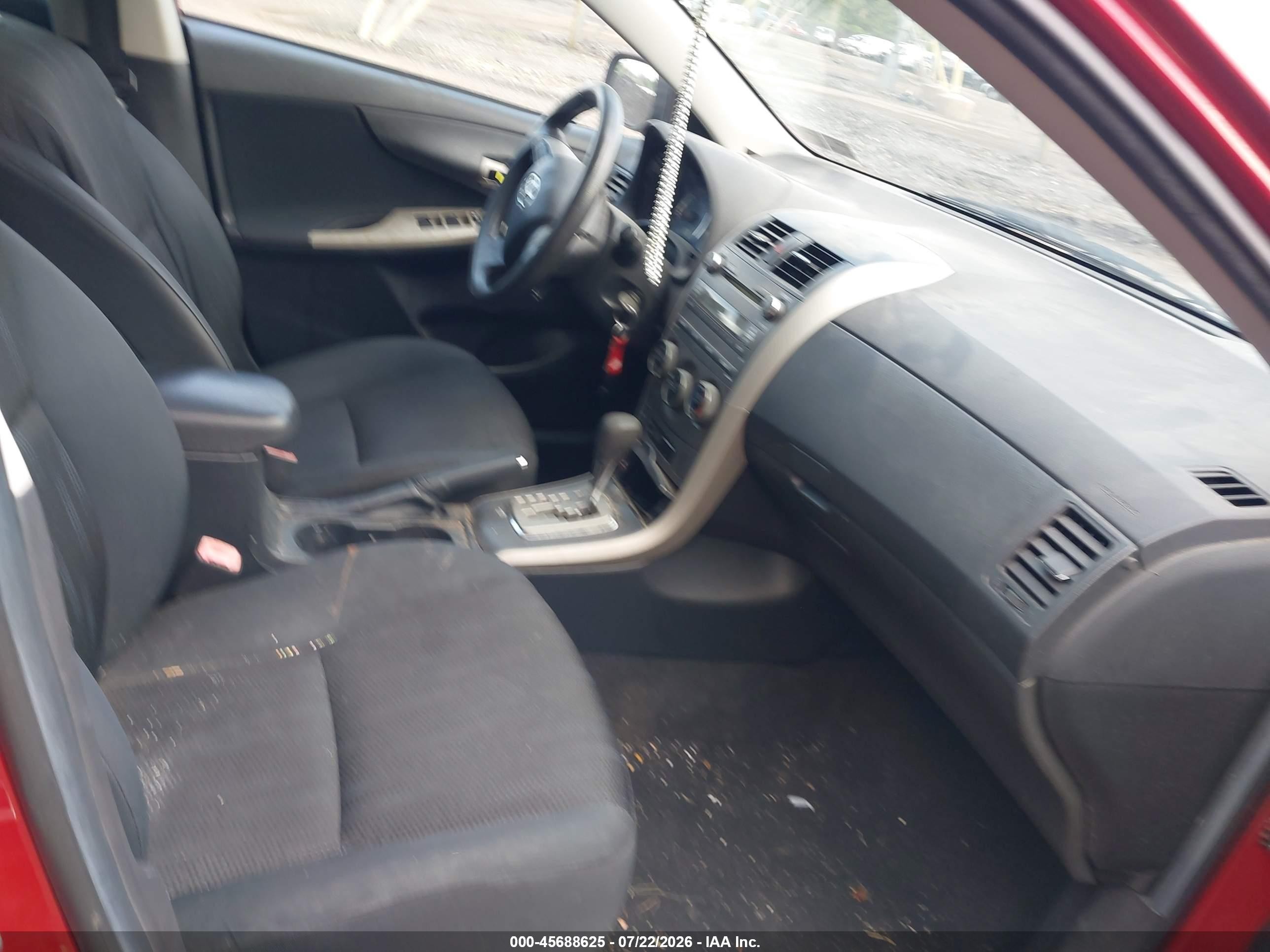 2011 Toyota Corolla S Red vin: 2T1BU4EE3BC629639