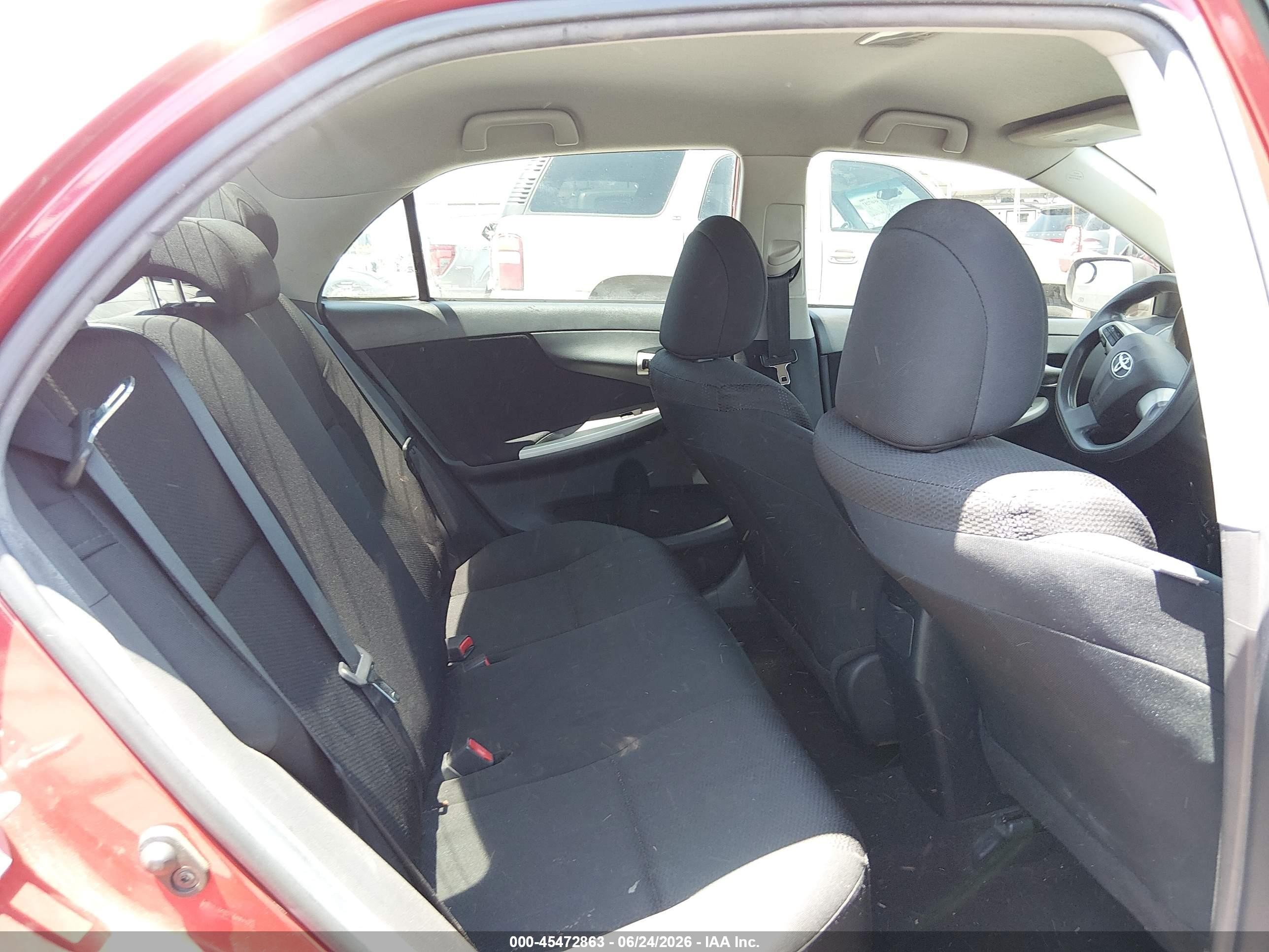 2011 Toyota Corolla S Red vin: 2T1BU4EE3BC640978