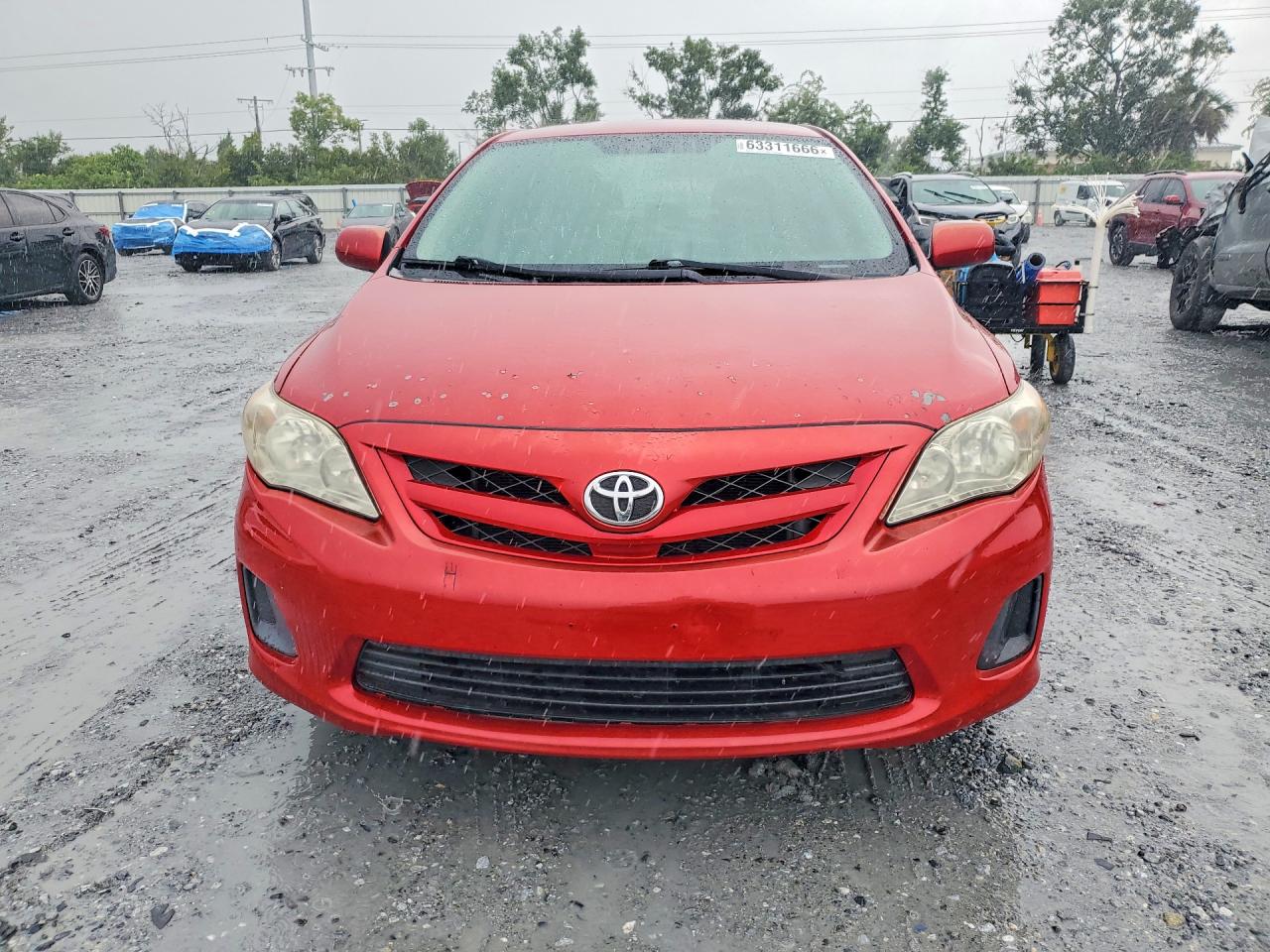 2011 Toyota Corolla Le Red vin: 2T1BU4EE3BC641600