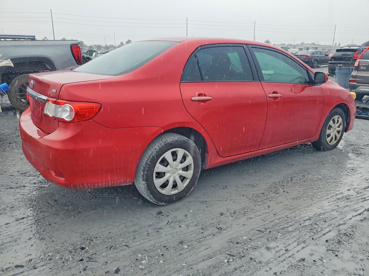 2011 Toyota Corolla Le Red vin: 2T1BU4EE3BC641600