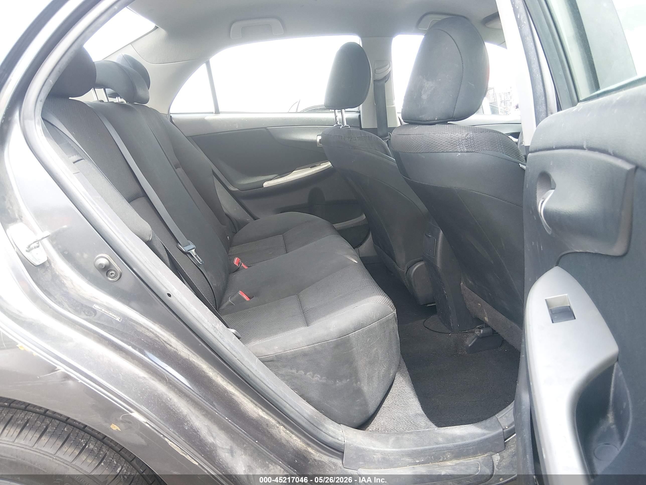 2011 Toyota Corolla S Серый vin: 2T1BU4EE3BC645727