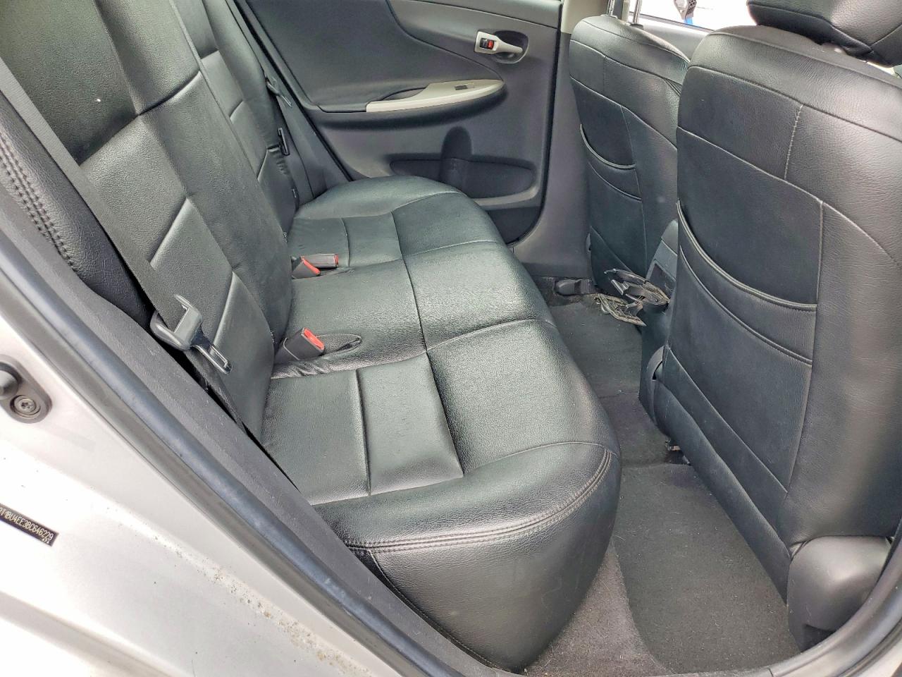 2011 Toyota Corolla S Silver vin: 2T1BU4EE3BC646229