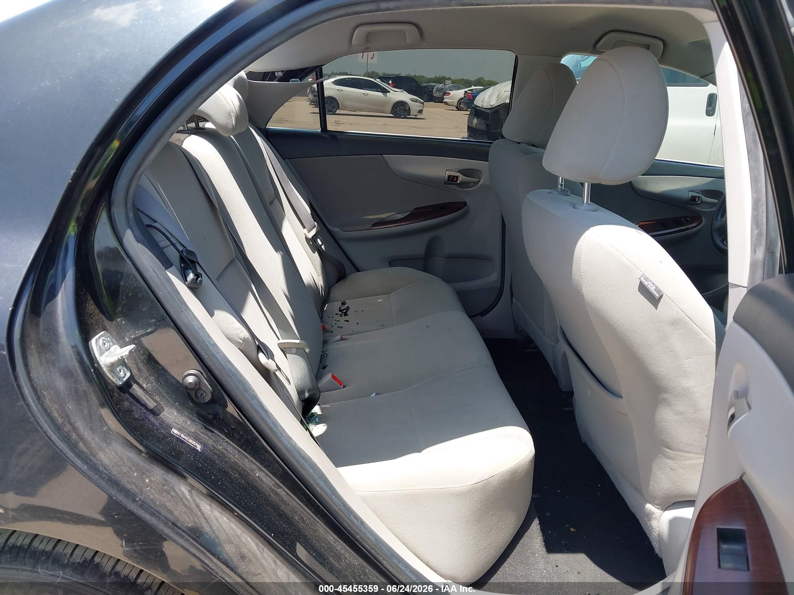 2011 Toyota Corolla   Black vin: 2T1BU4EE3BC657666