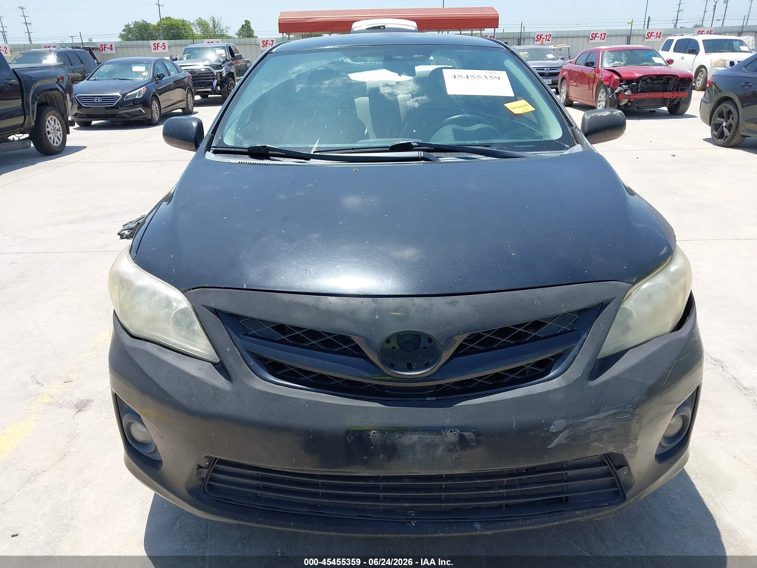 2011 Toyota Corolla   Black vin: 2T1BU4EE3BC657666