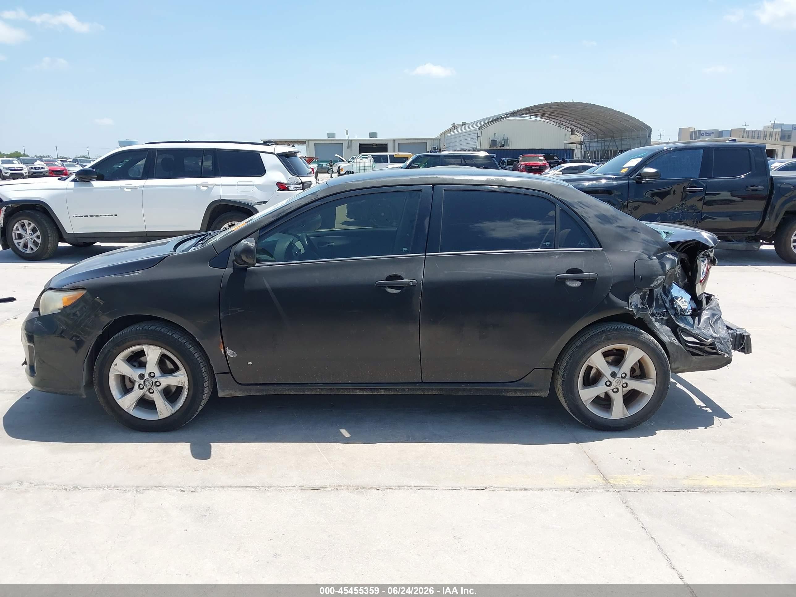 2011 Toyota Corolla   Black vin: 2T1BU4EE3BC657666