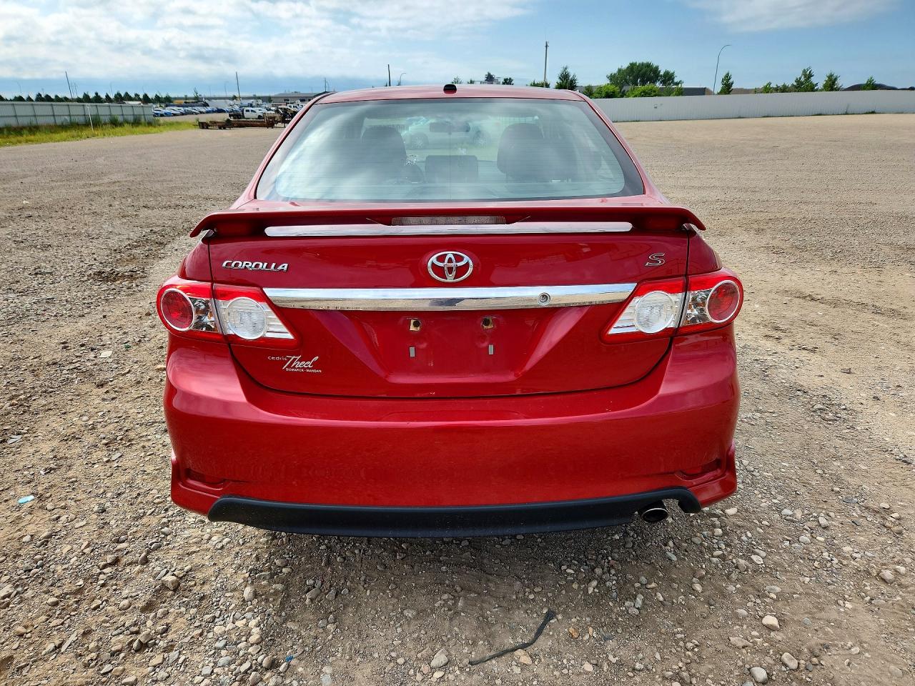 2011 Toyota Corolla S White vin: 2T1BU4EE3BC659918