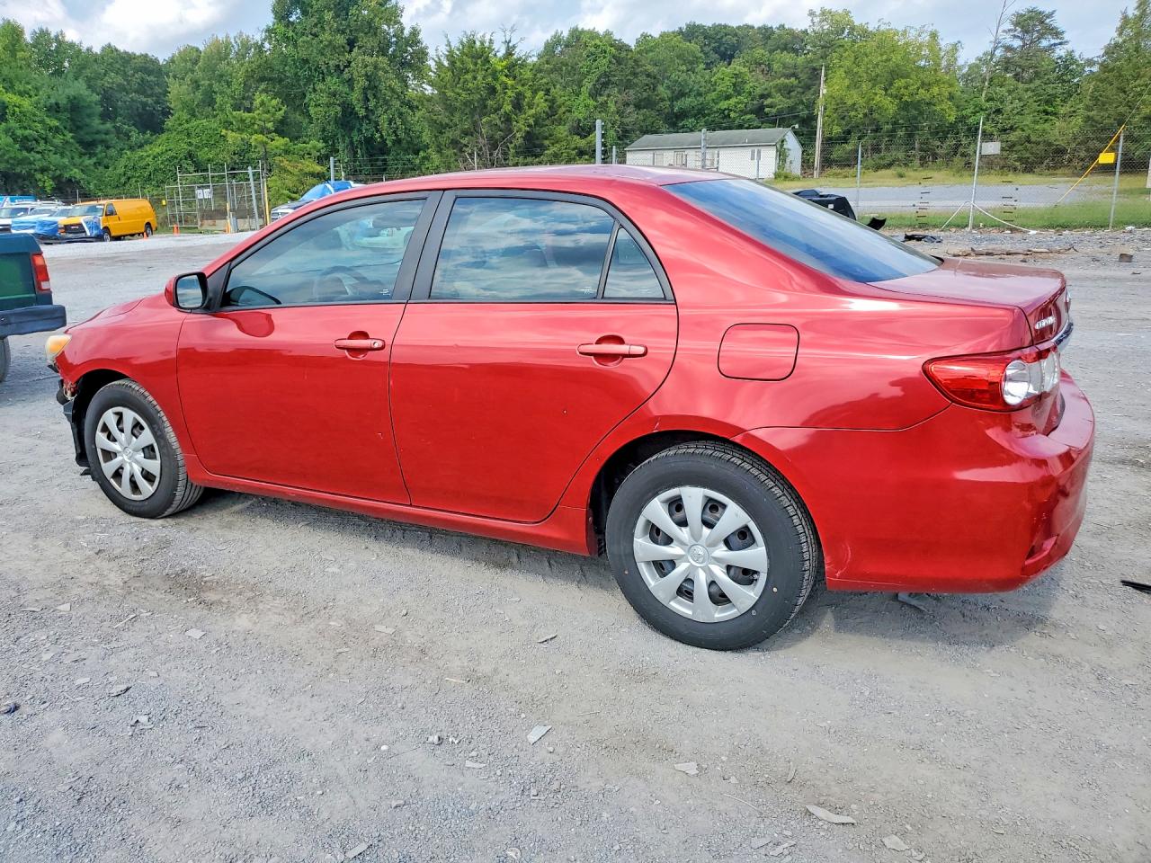 2011 Toyota Corolla Le Red vin: 2T1BU4EE3BC664844