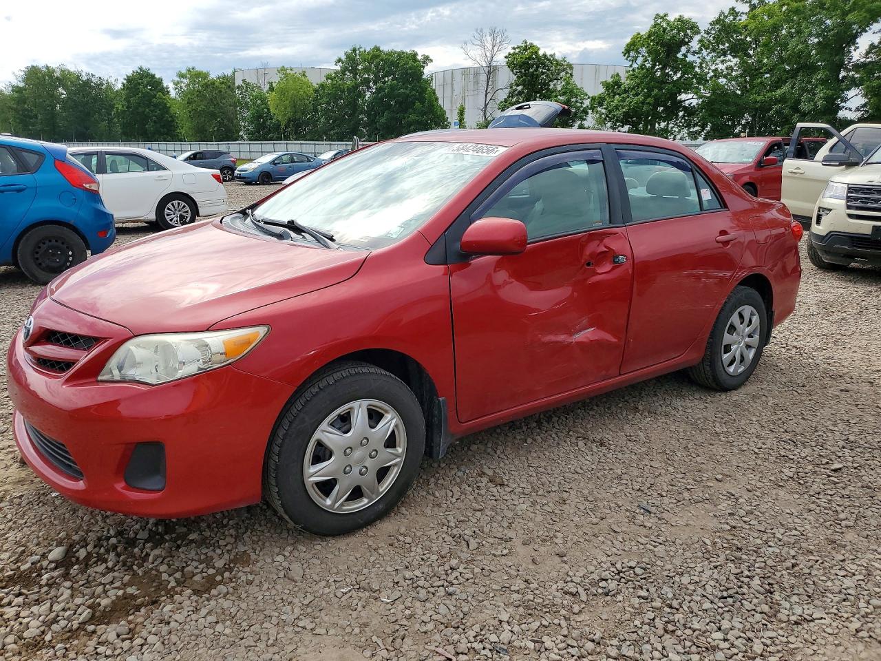 2011 Toyota Corolla Le Red vin: 2T1BU4EE3BC672037