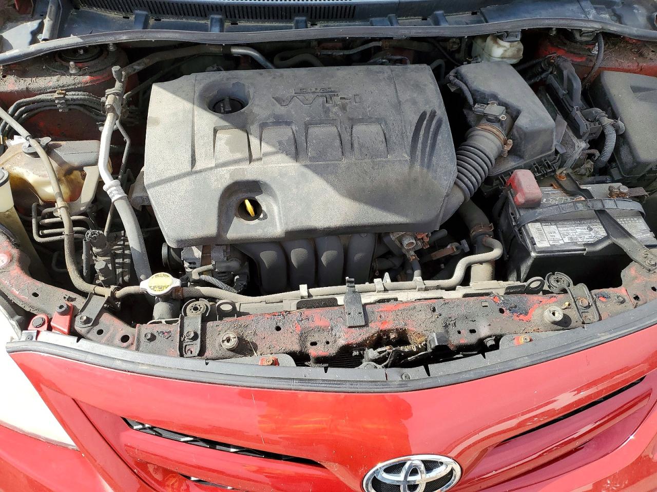 2011 Toyota Corolla Le Red vin: 2T1BU4EE3BC672037