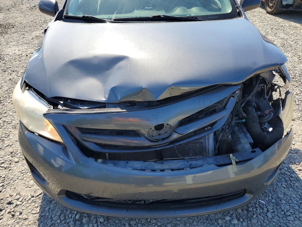 2011 Toyota Corolla Le Gray vin: 2T1BU4EE3BC698671