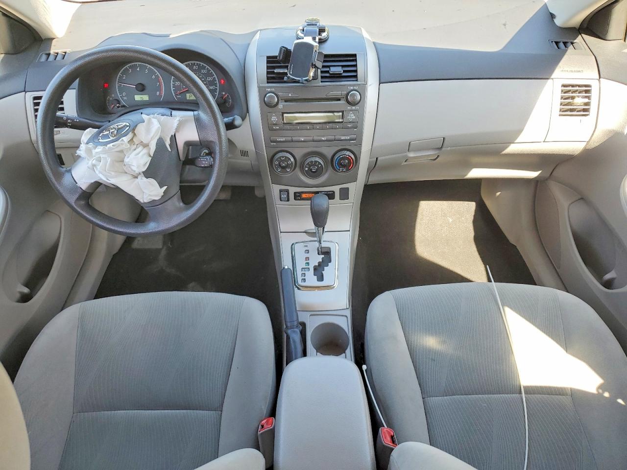2011 Toyota Corolla Le Gray vin: 2T1BU4EE3BC698671
