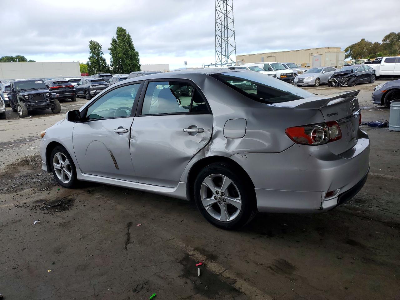 2011 Toyota Corolla S Silver vin: 2T1BU4EE3BC704193
