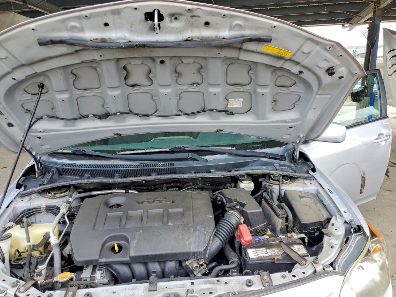 2011 Toyota Corolla S Silver vin: 2T1BU4EE3BC704193