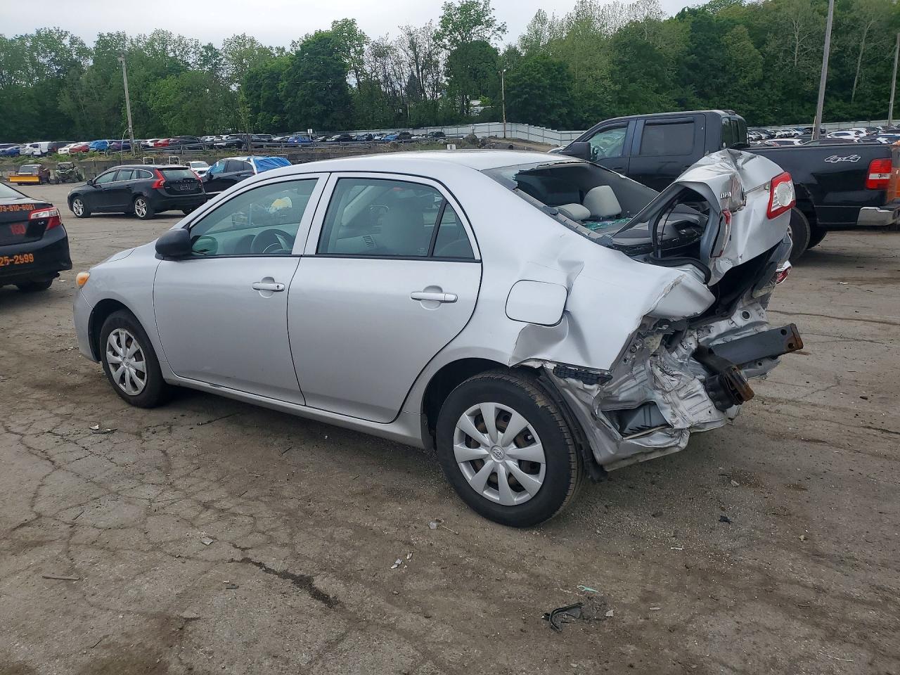 2011 Toyota Corolla Base Silver vin: 2T1BU4EE3BC708020