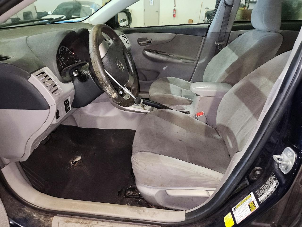 2011 Toyota Corolla Le Blue vin: 2T1BU4EE3BC719535