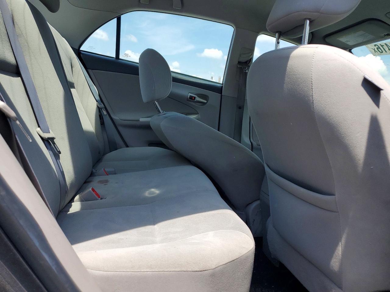 2011 Toyota Corolla Le Charcoal vin: 2T1BU4EE3BC723214