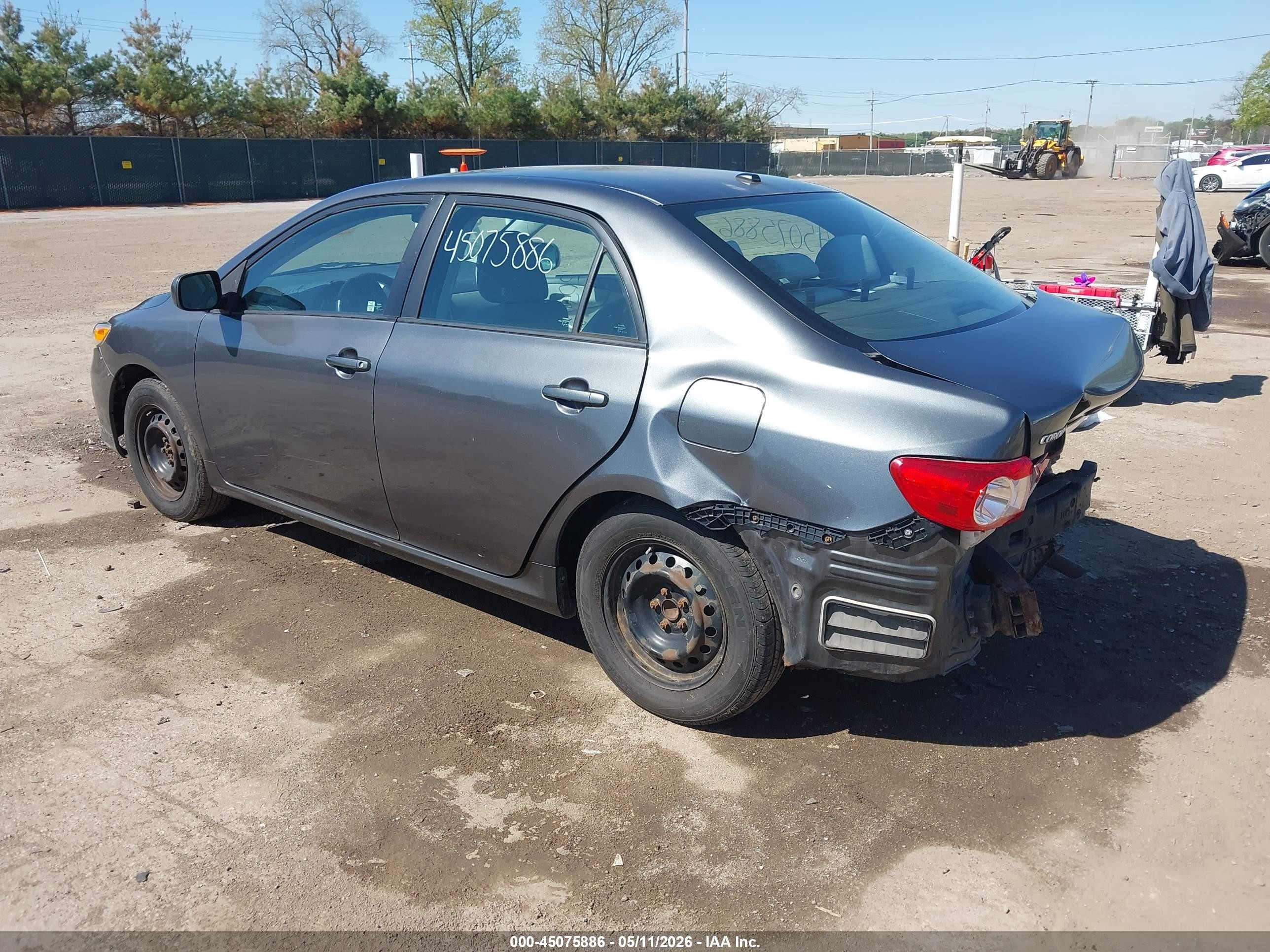 2011 Toyota Corolla Le Gray vin: 2T1BU4EE3BC723990