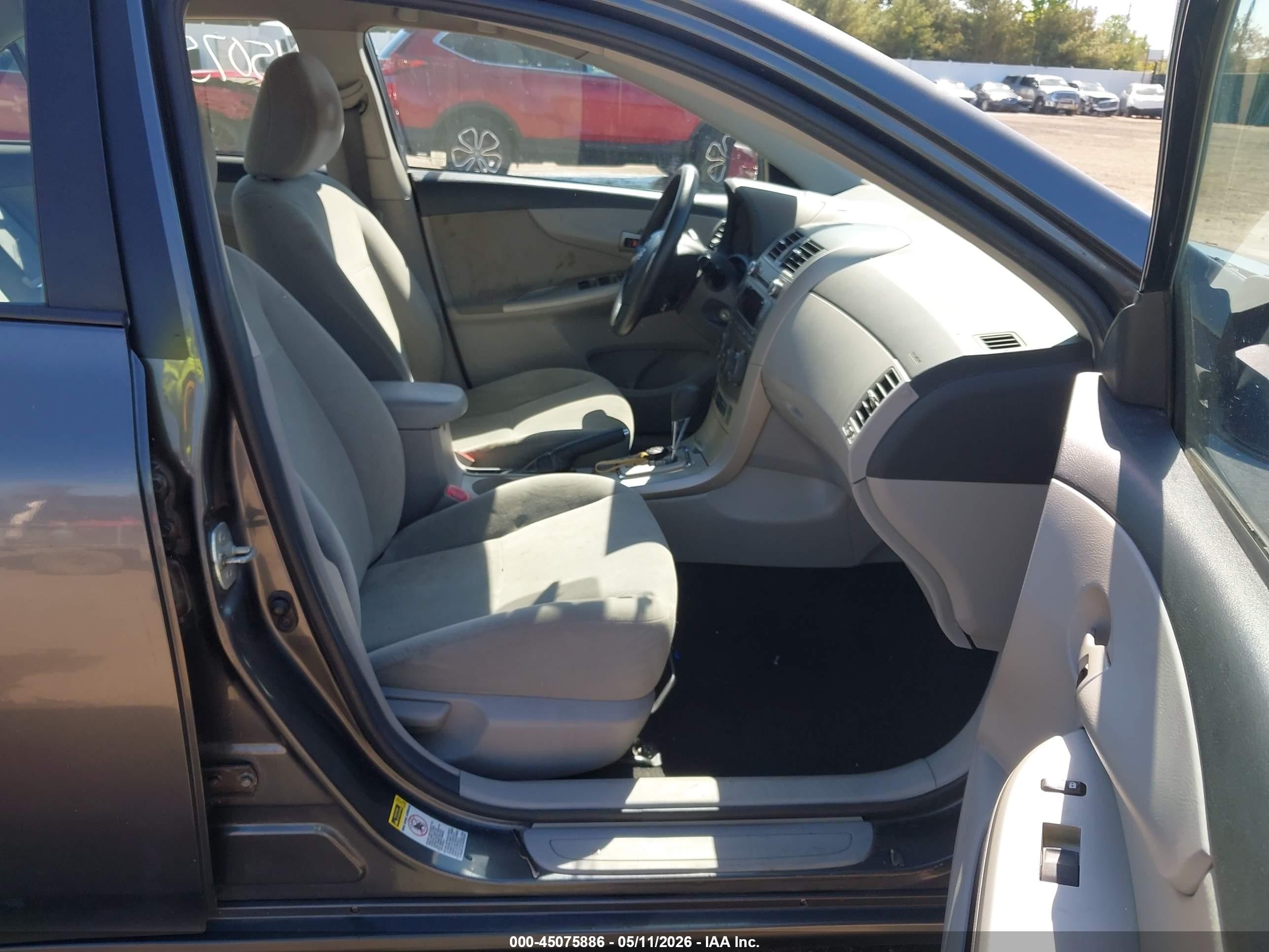 2011 Toyota Corolla Le Gray vin: 2T1BU4EE3BC723990