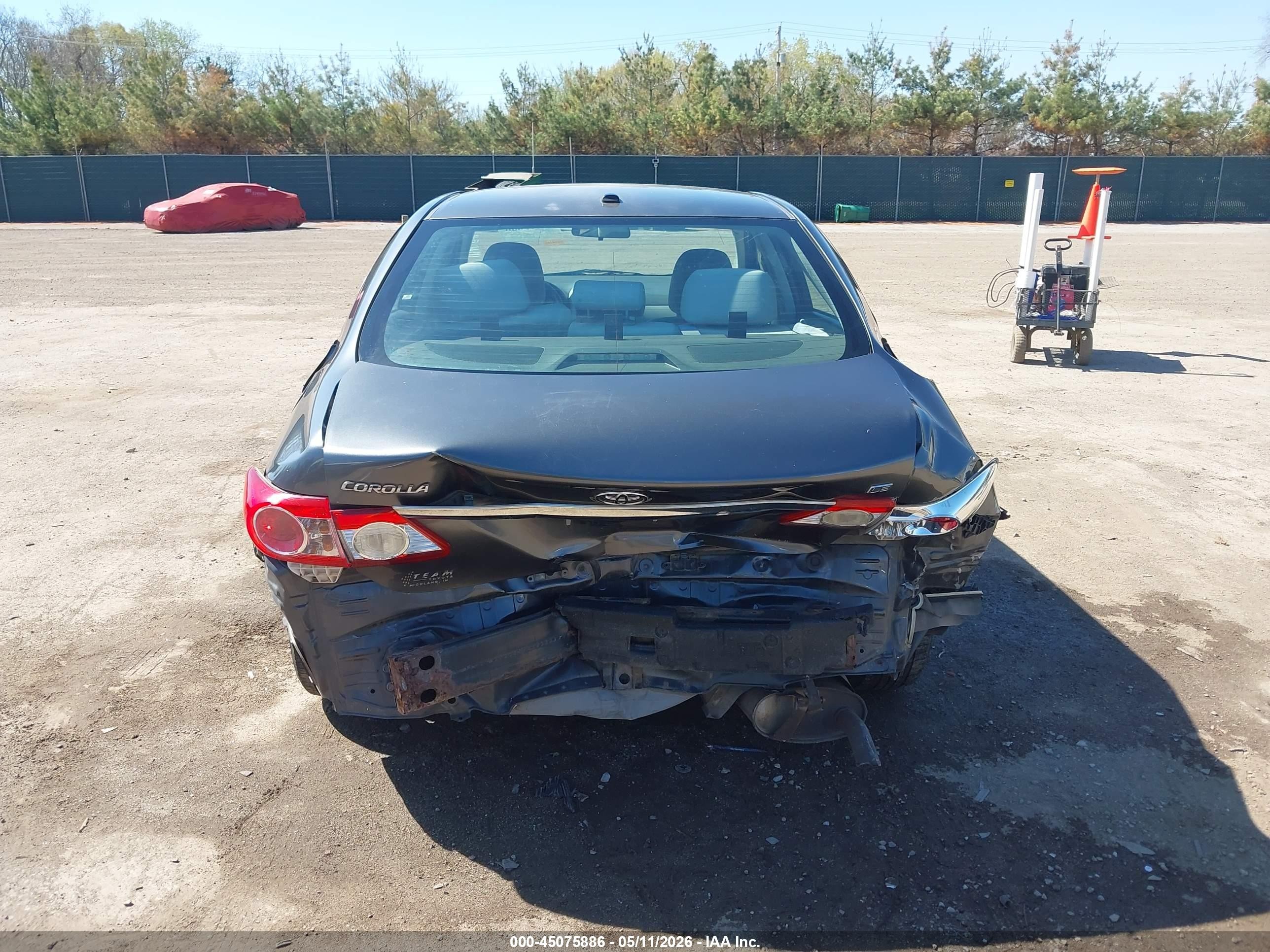2011 Toyota Corolla Le Gray vin: 2T1BU4EE3BC723990