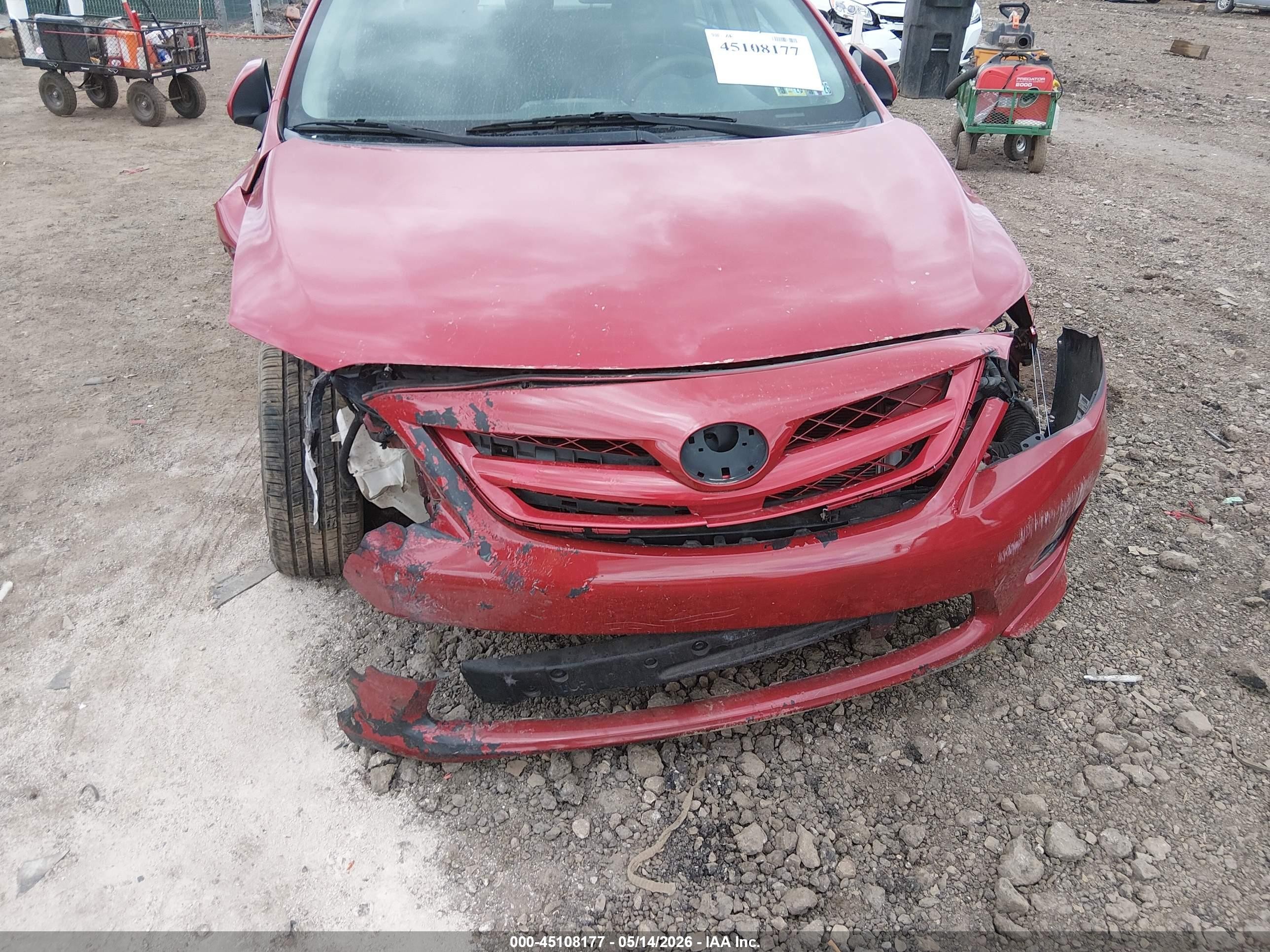 2011 Toyota Corolla S Red vin: 2T1BU4EE3BC730812