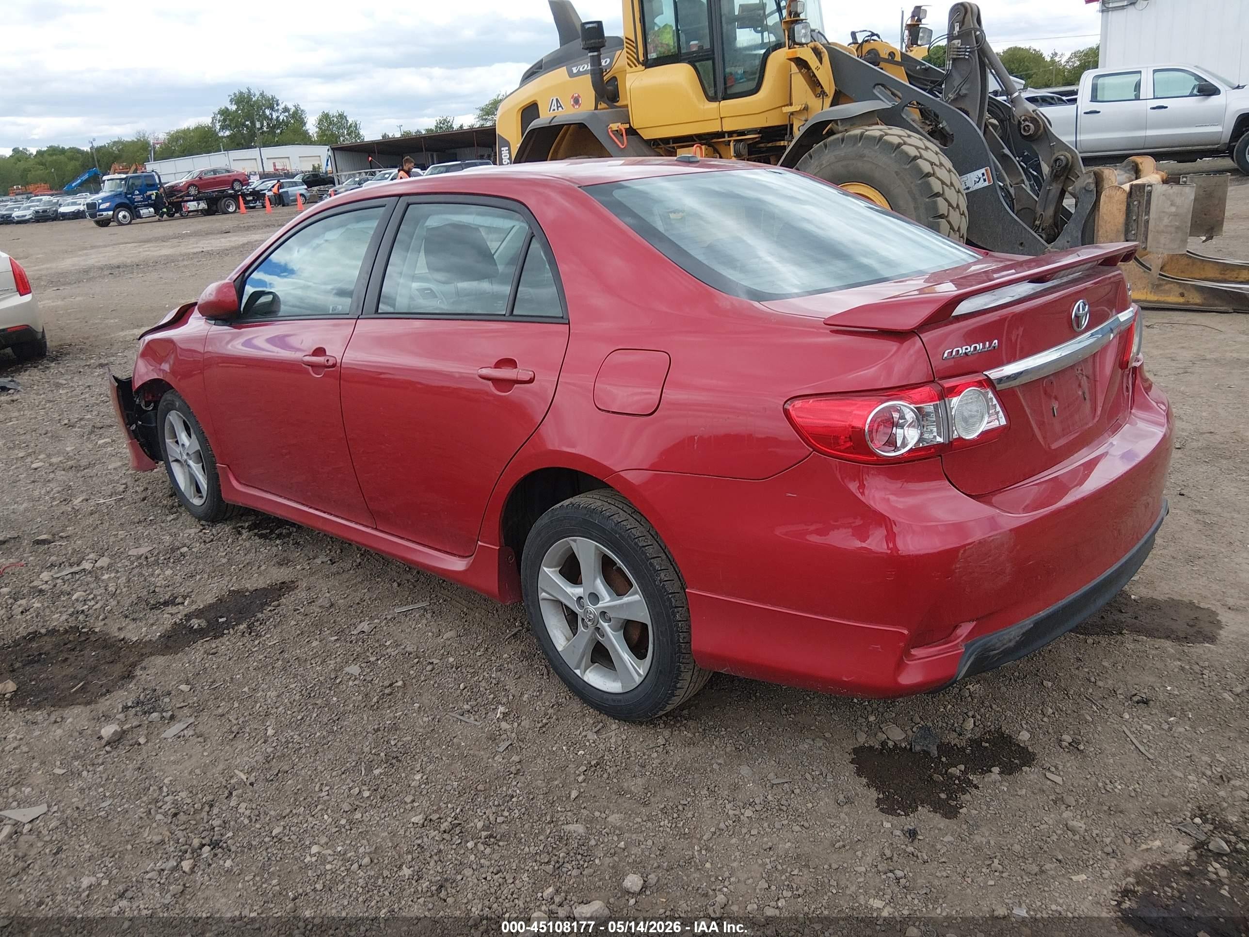 2011 Toyota Corolla S Red vin: 2T1BU4EE3BC730812