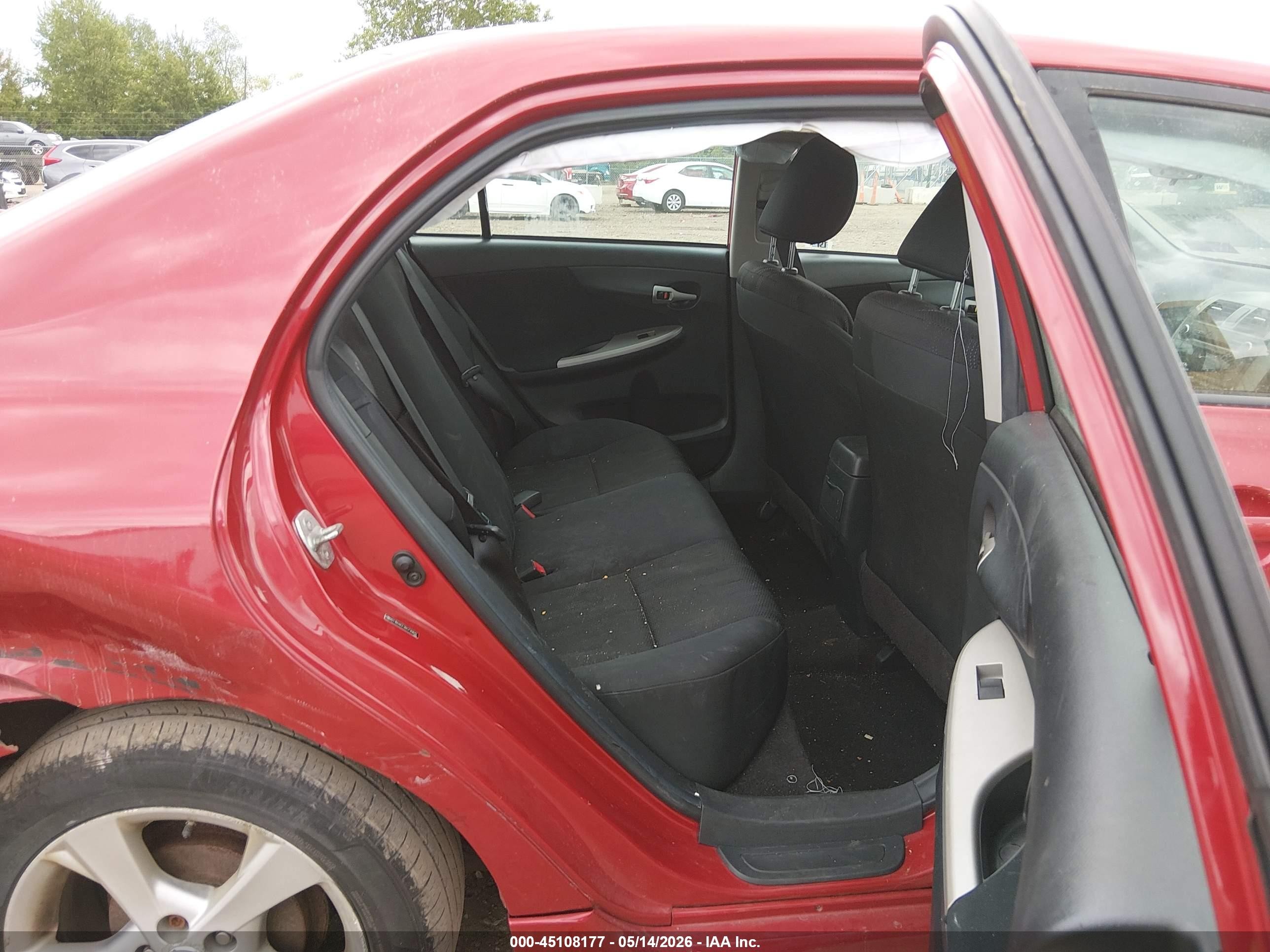 2011 Toyota Corolla S Red vin: 2T1BU4EE3BC730812