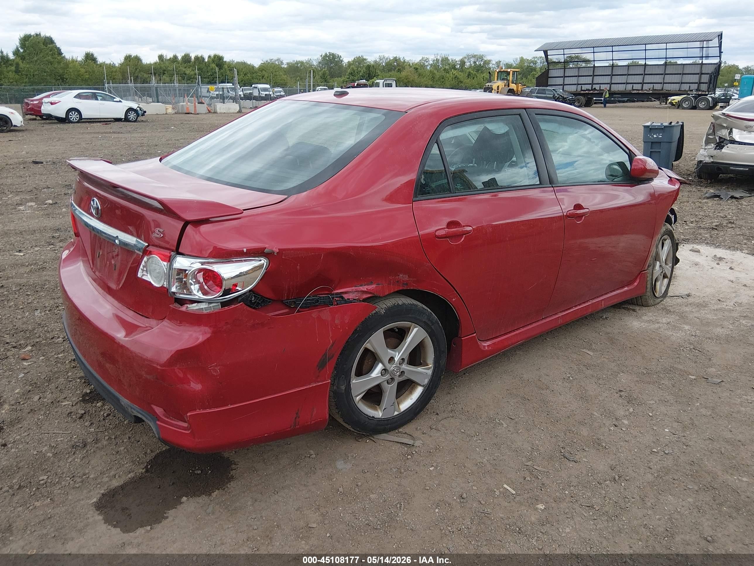 2011 Toyota Corolla S Red vin: 2T1BU4EE3BC730812