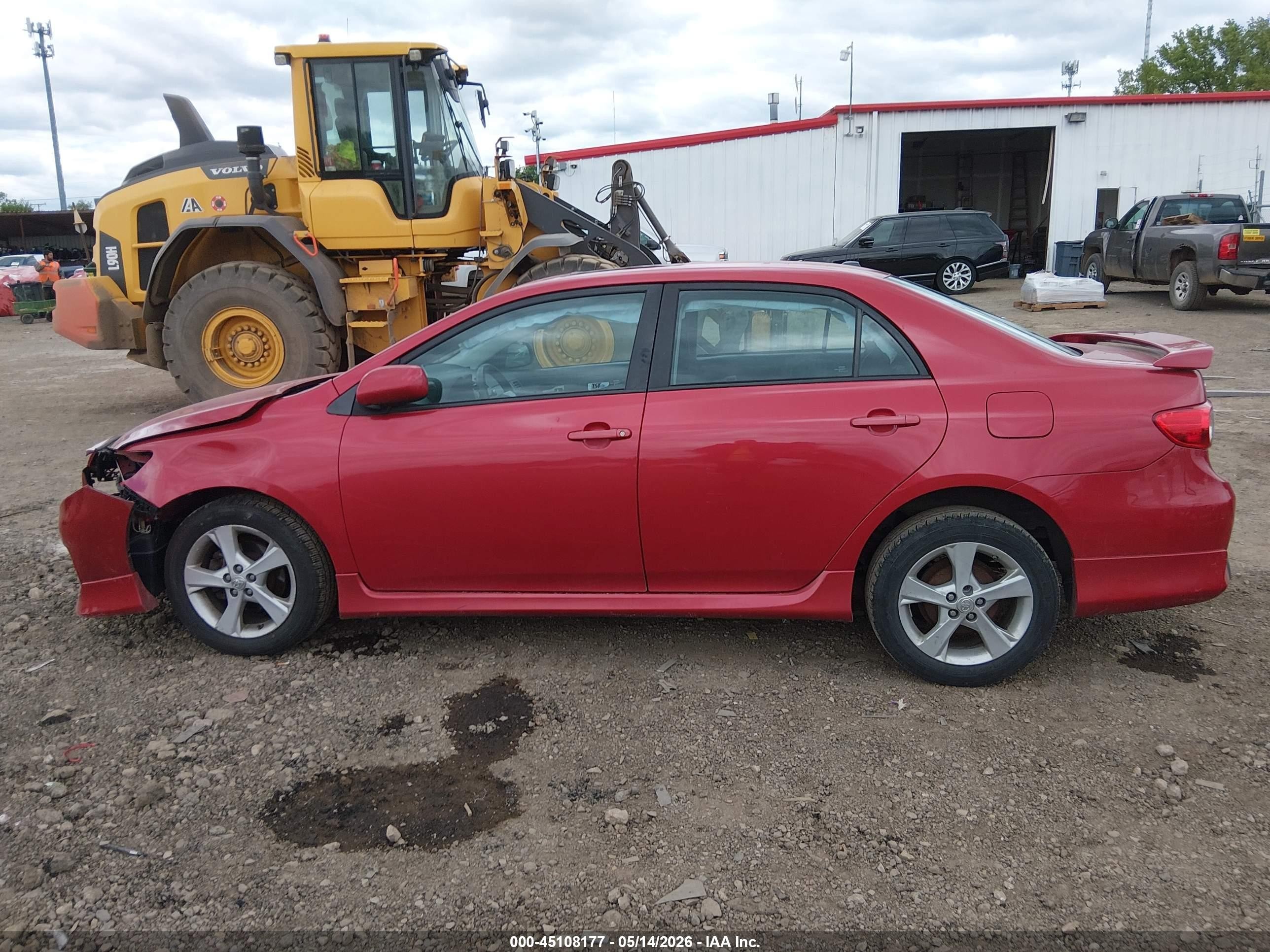 2011 Toyota Corolla S Red vin: 2T1BU4EE3BC730812