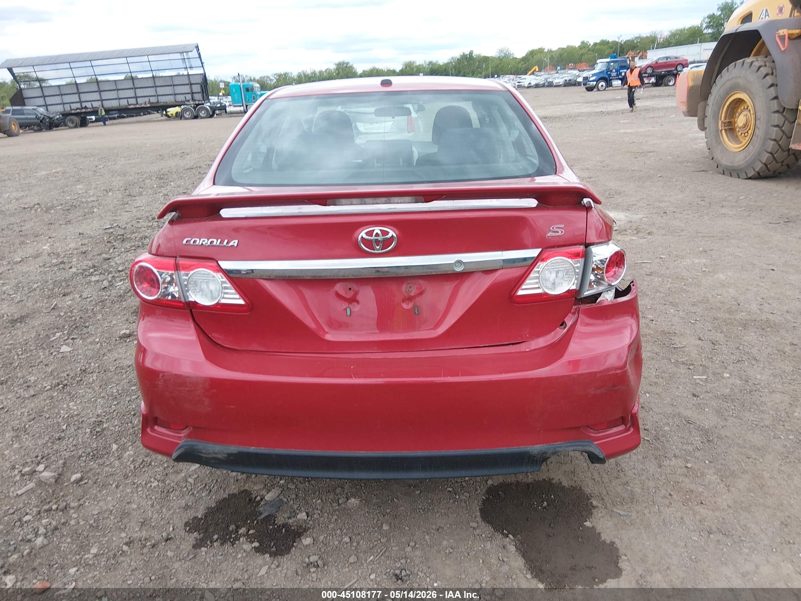 2011 Toyota Corolla S Red vin: 2T1BU4EE3BC730812