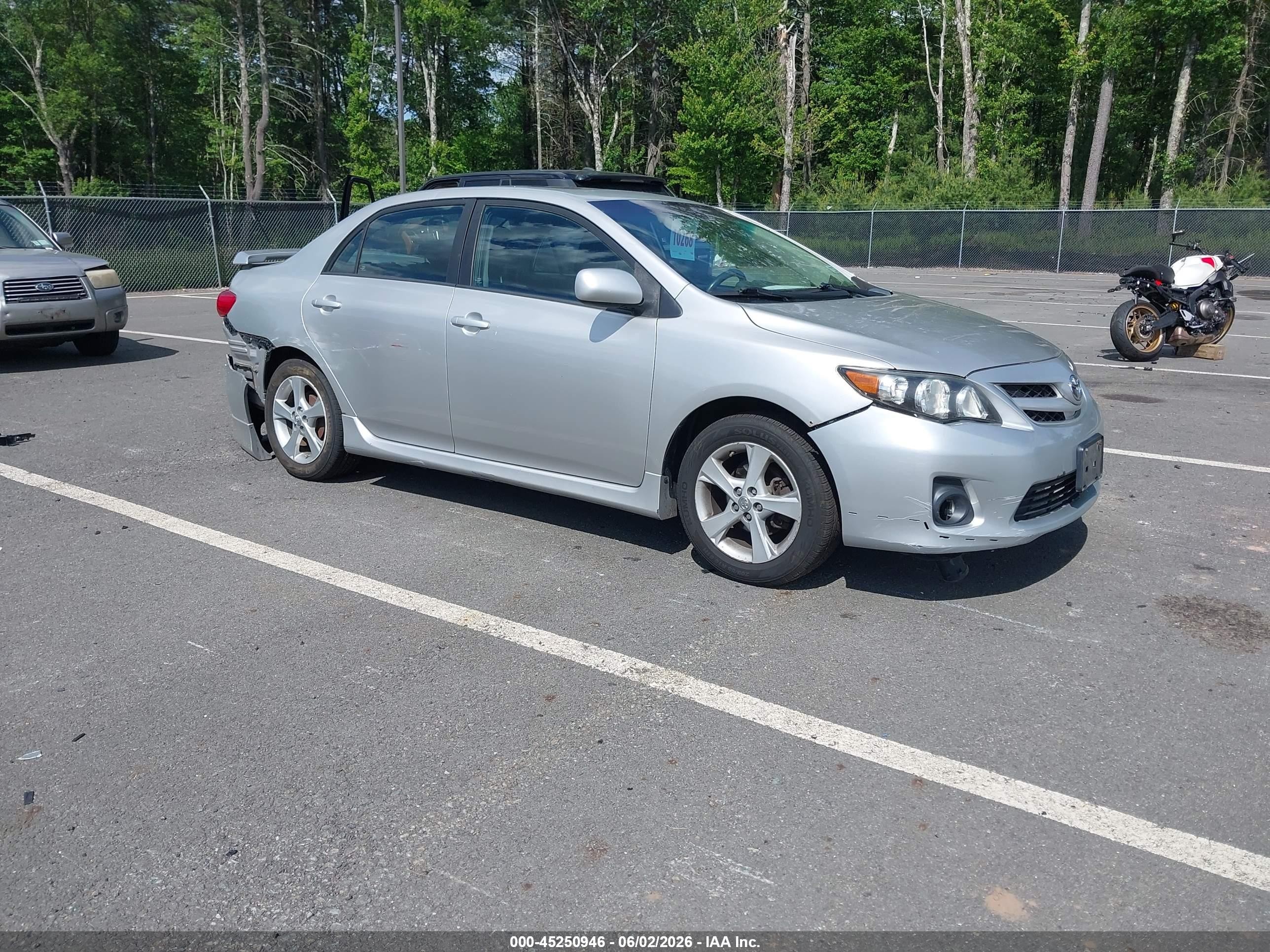 2011 Toyota Corolla S Silver vin: 2T1BU4EE3BC735914