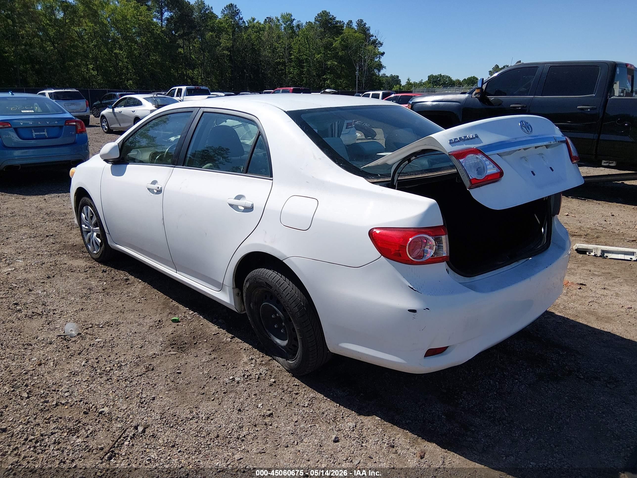 2012 Toyota Corolla Le White vin: 2T1BU4EE3CC759745