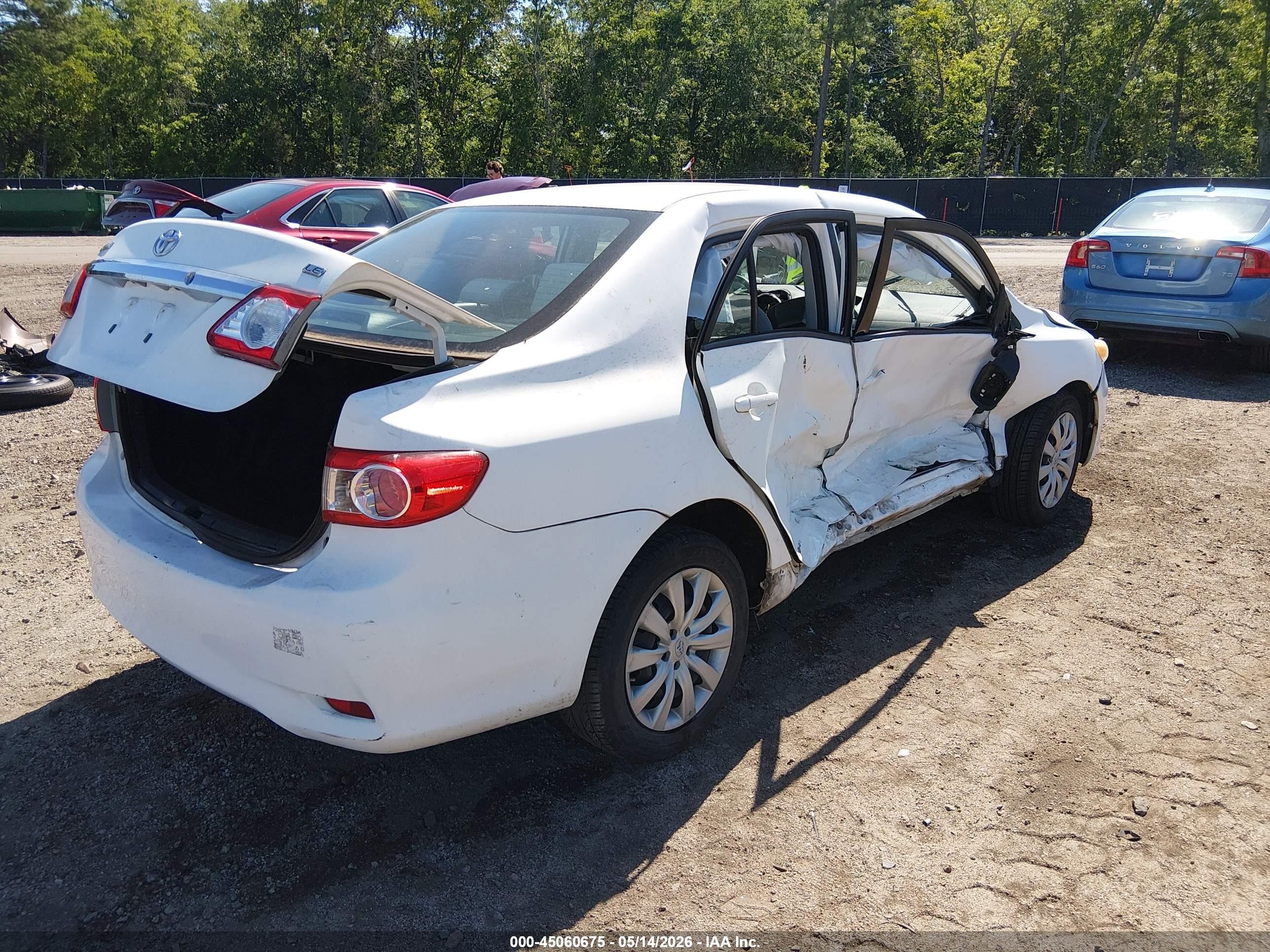 2012 Toyota Corolla Le White vin: 2T1BU4EE3CC759745