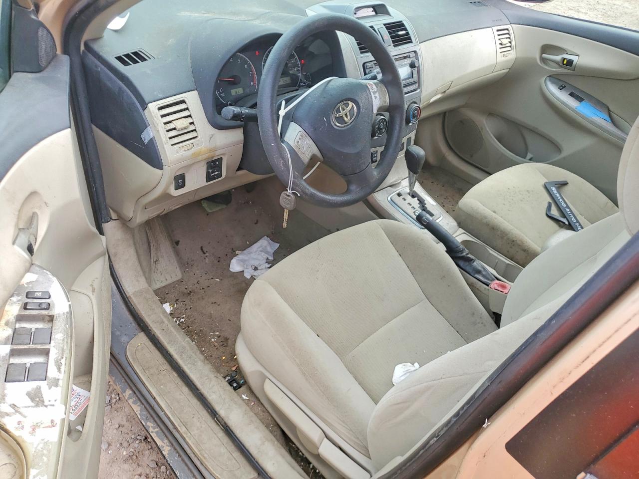 2012 Toyota Corolla L Gold vin: 2T1BU4EE3CC763925