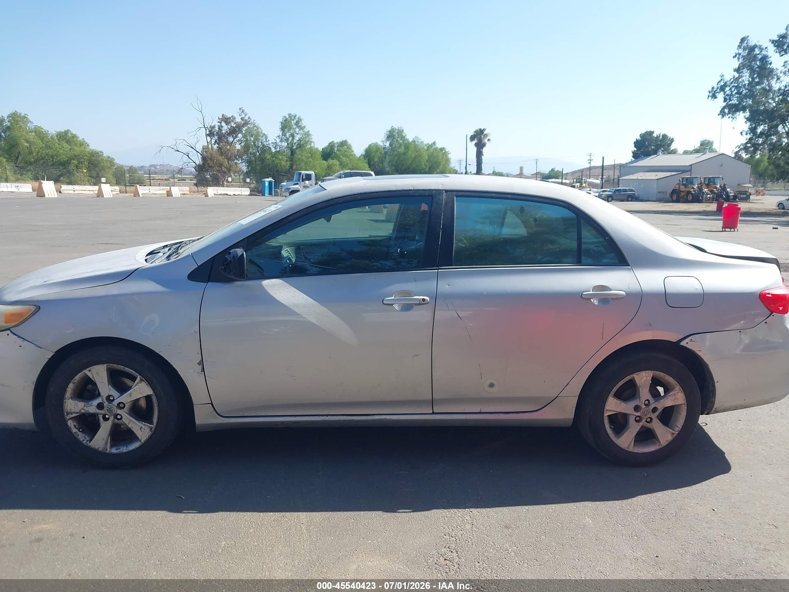 2012 Toyota Corolla Le Silver vin: 2T1BU4EE3CC767635