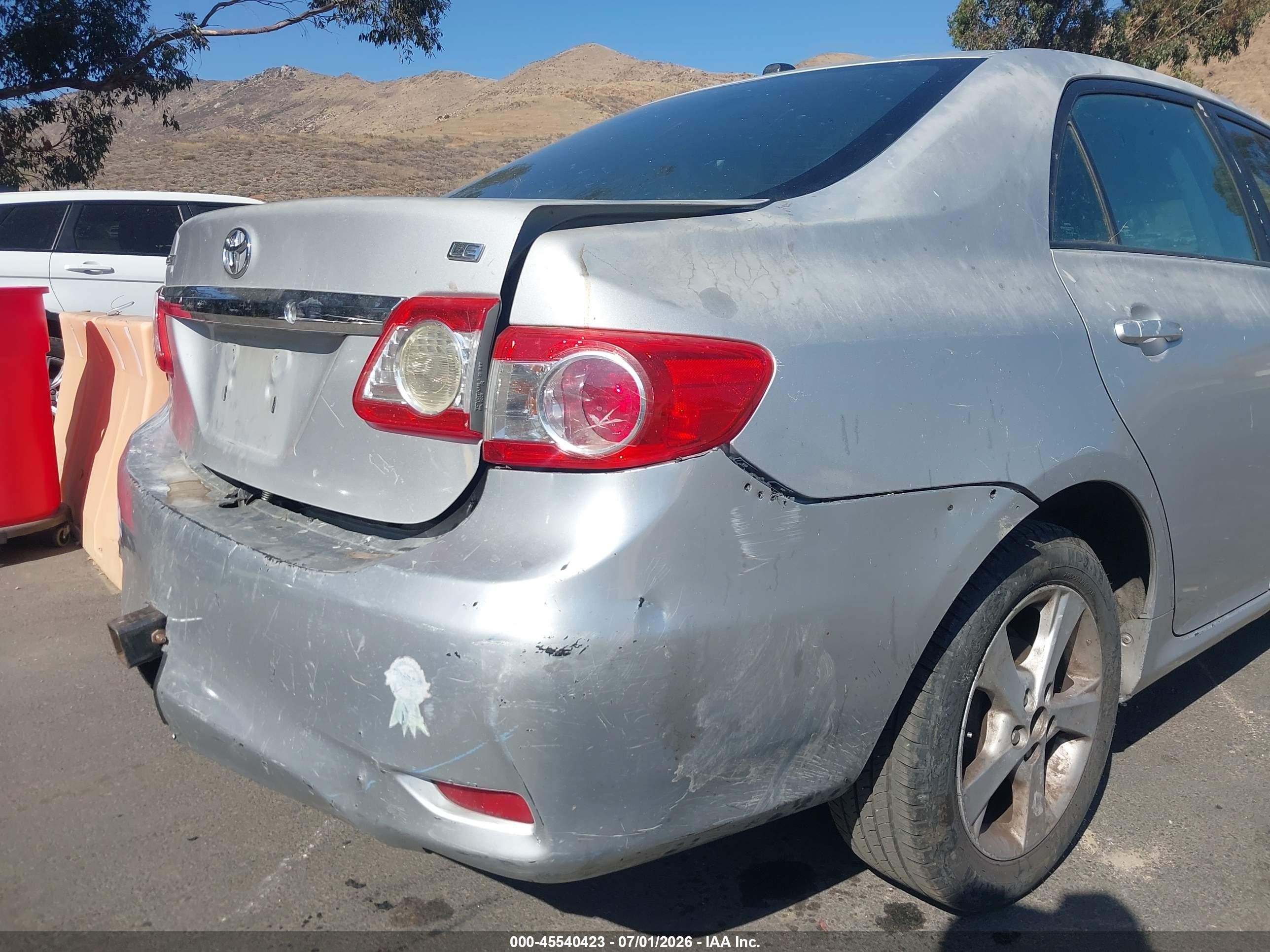 2012 Toyota Corolla Le Silver vin: 2T1BU4EE3CC767635