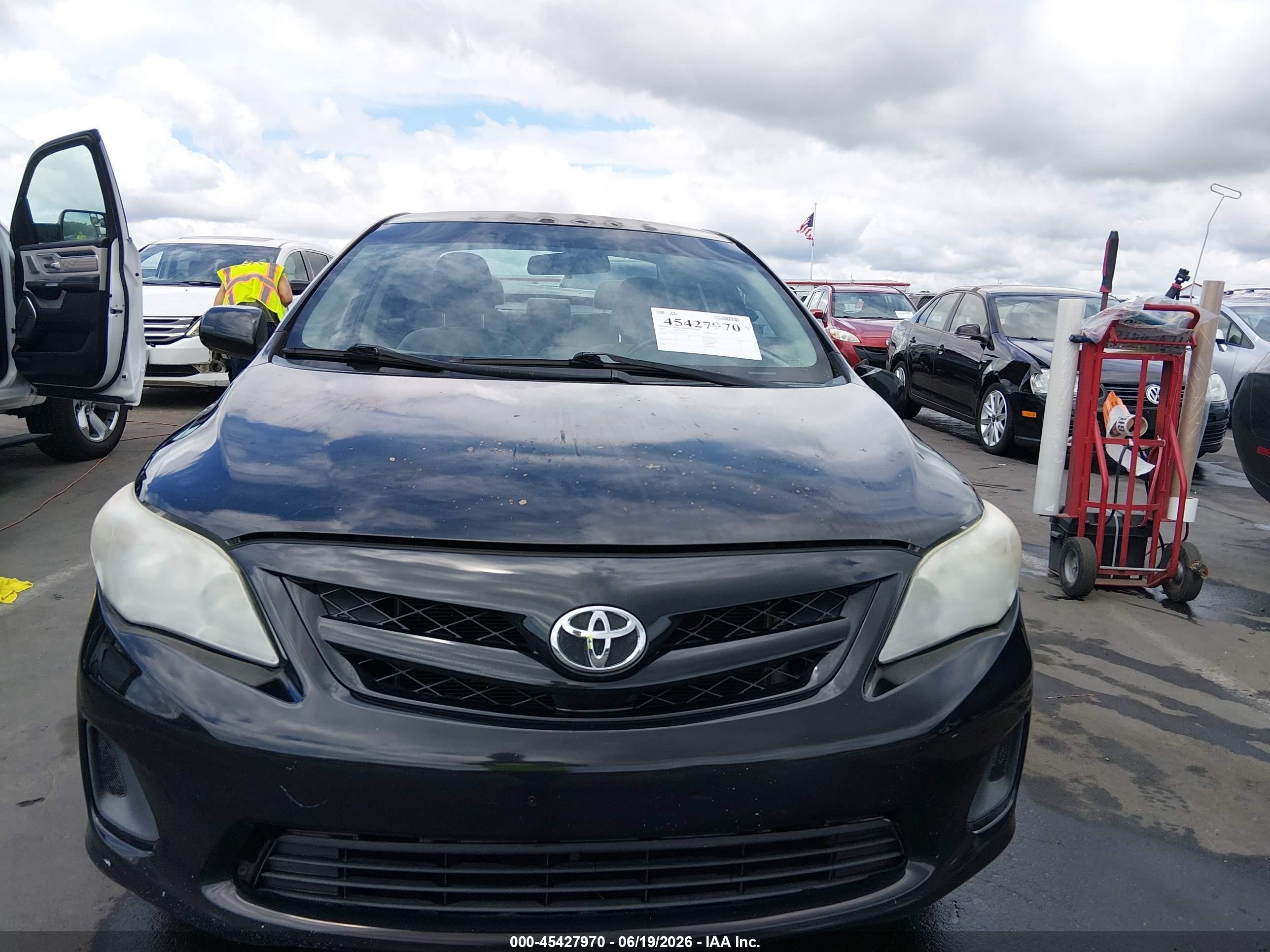 2012 Toyota Corolla Le Black vin: 2T1BU4EE3CC795094