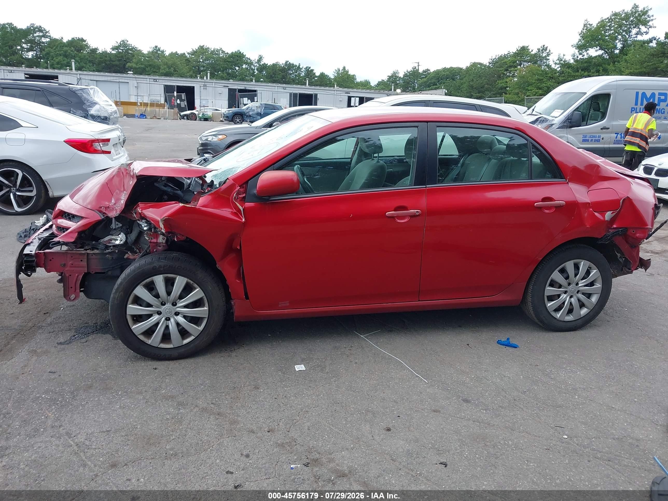 2012 Toyota Corolla Le Red vin: 2T1BU4EE3CC795726