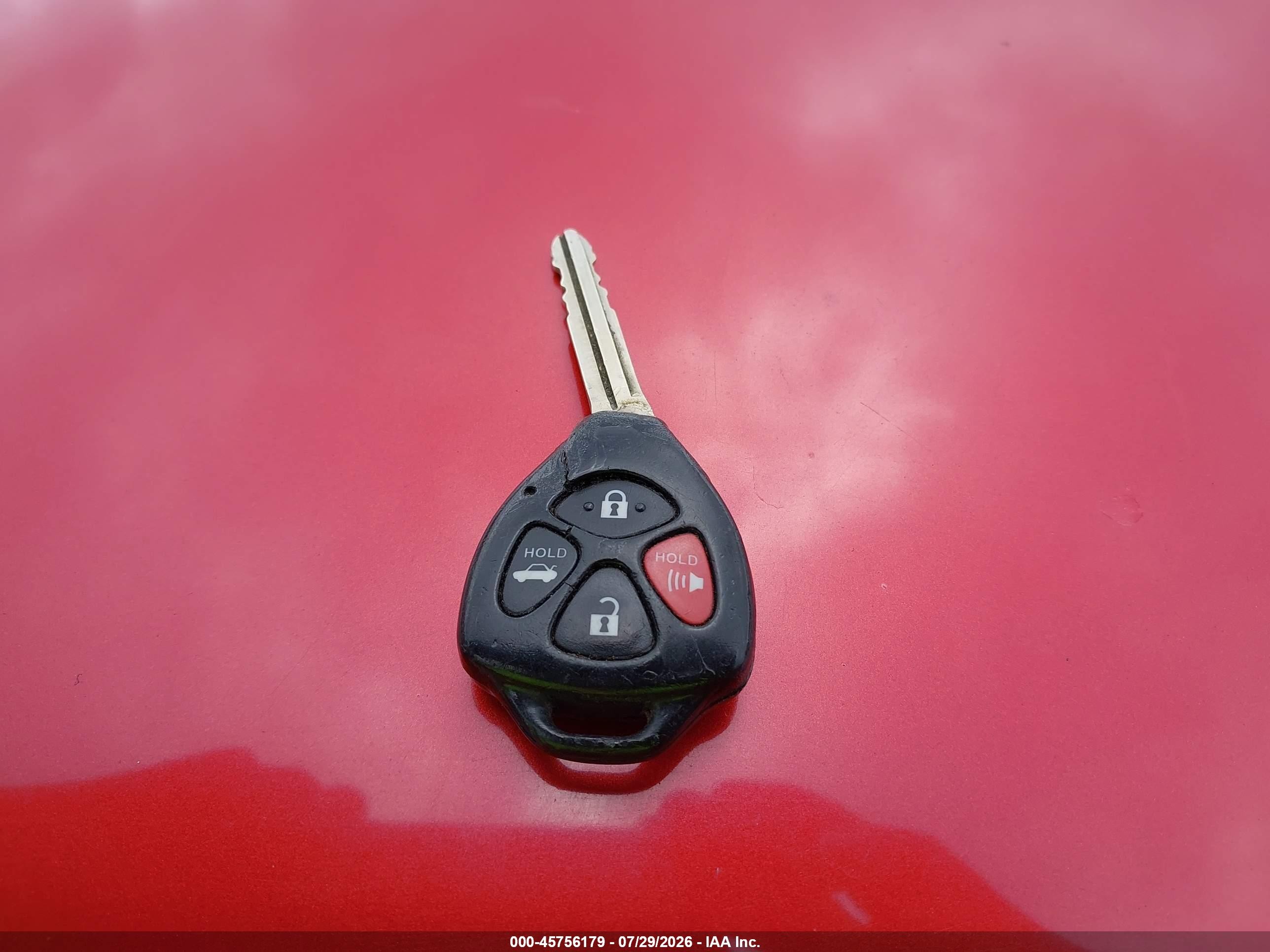 2012 Toyota Corolla Le Red vin: 2T1BU4EE3CC795726