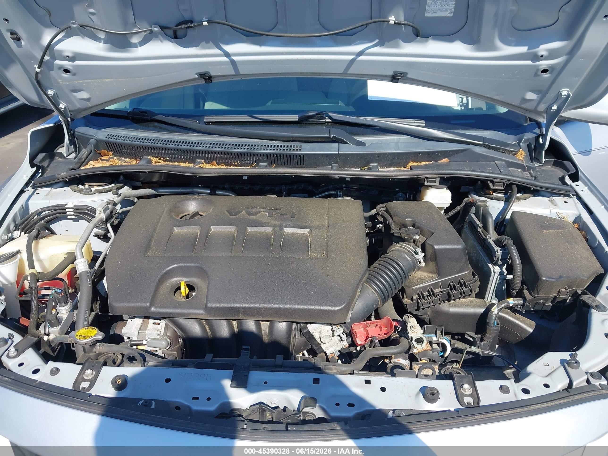 2012 Toyota Corolla Le Silver vin: 2T1BU4EE3CC802898