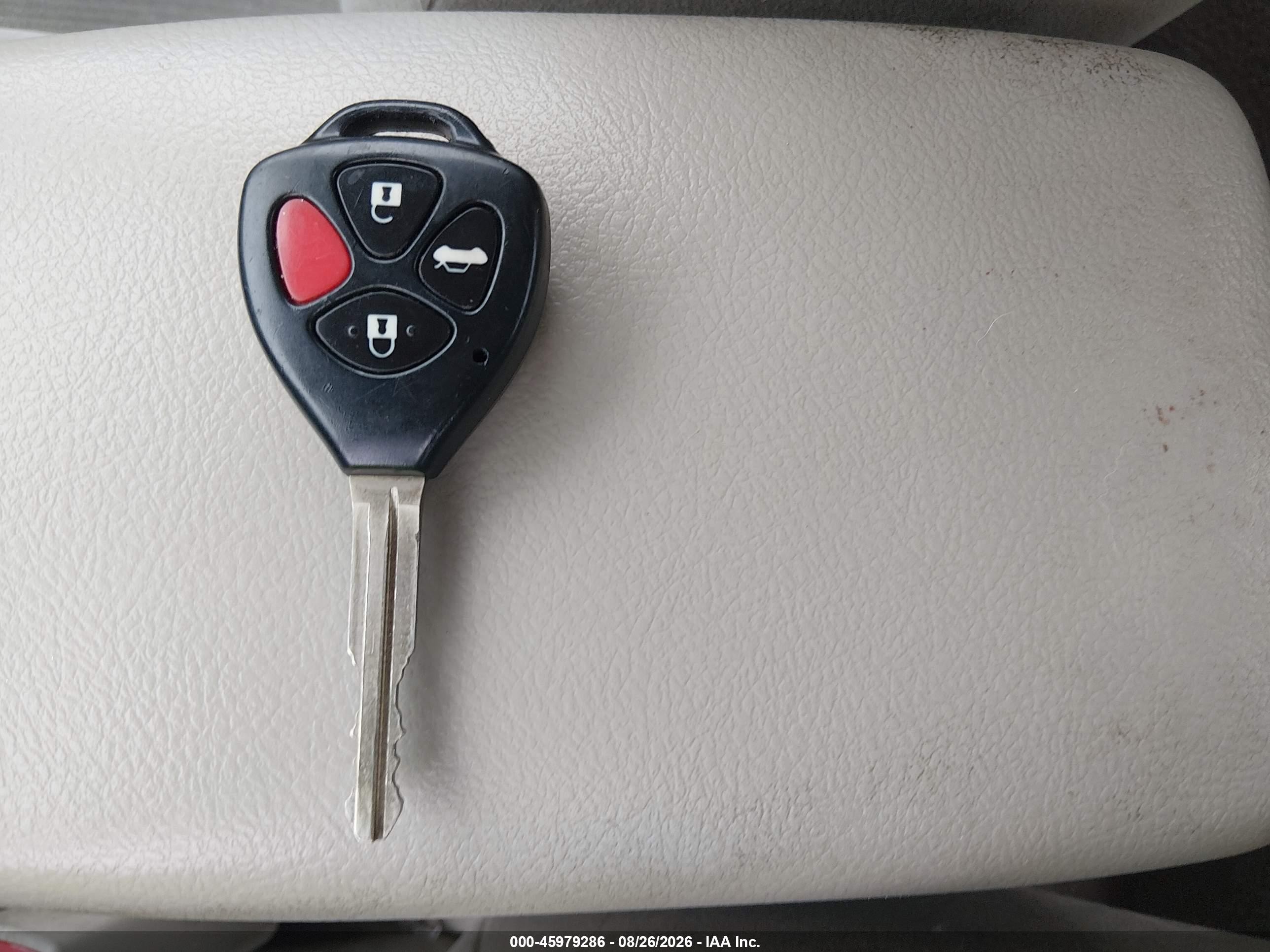 2012 Toyota Corolla Le Champagne vin: 2T1BU4EE3CC807907