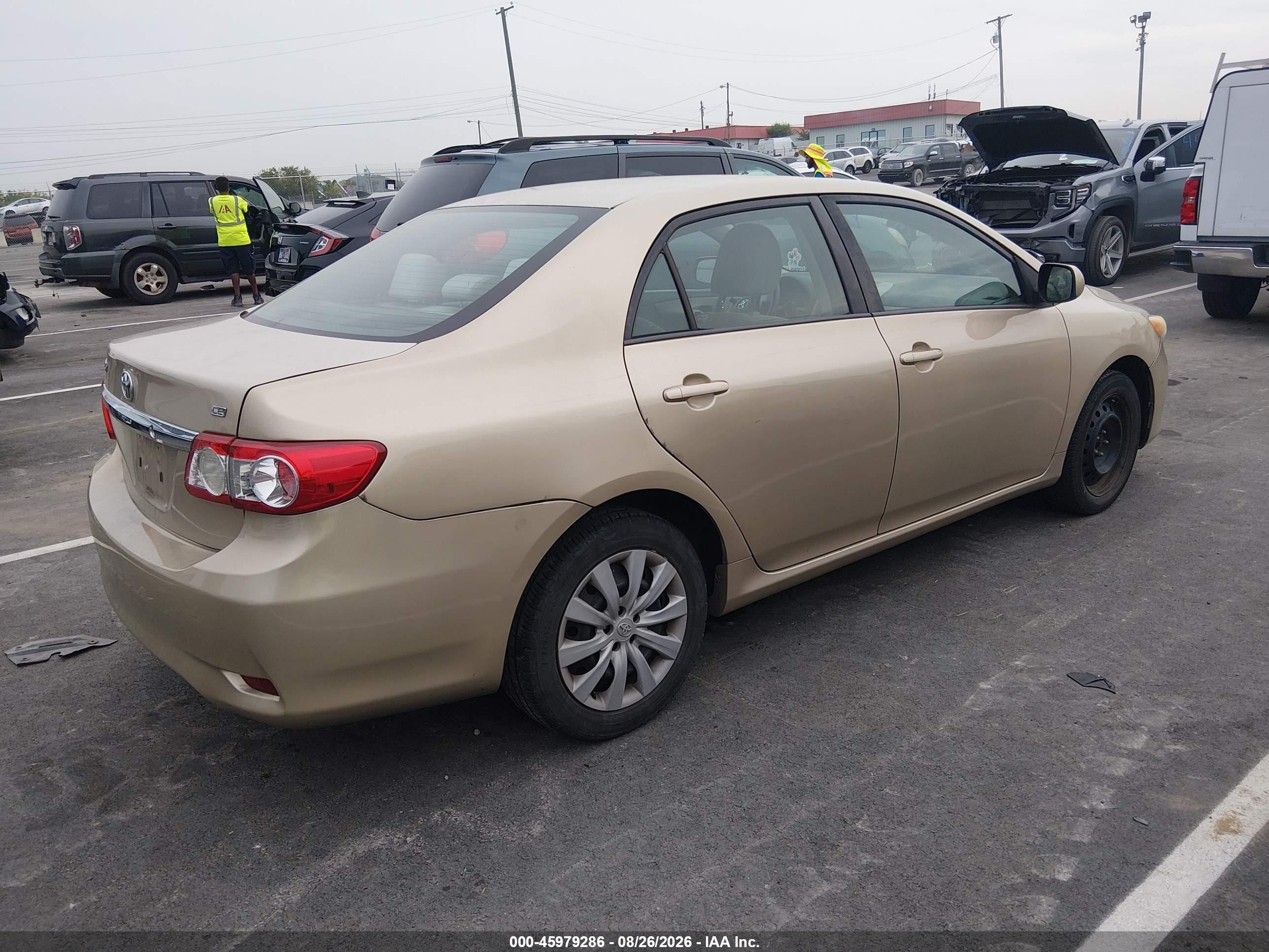 2012 Toyota Corolla Le Champagne vin: 2T1BU4EE3CC807907
