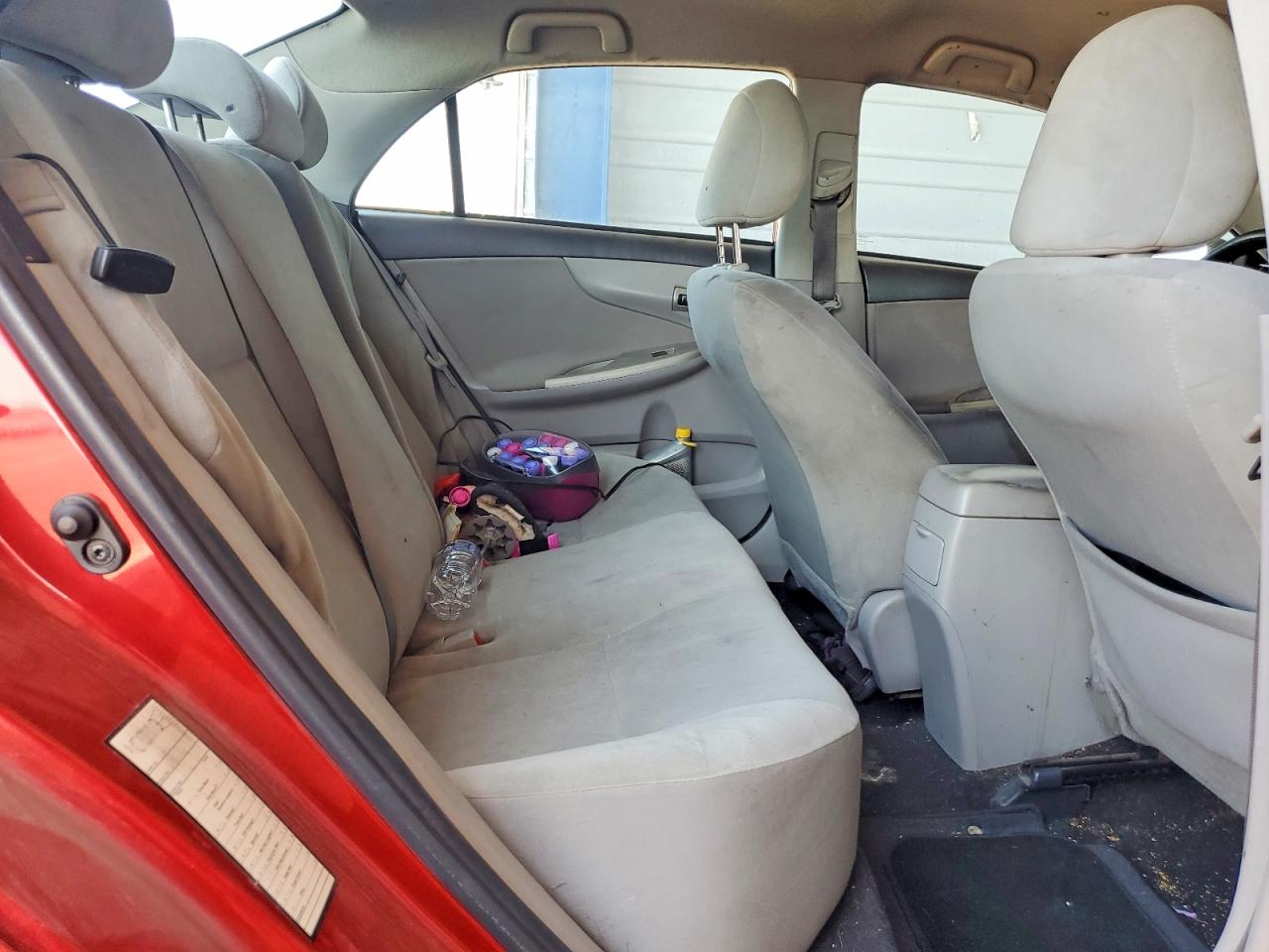 2012 Toyota Corolla Le Red vin: 2T1BU4EE3CC829292