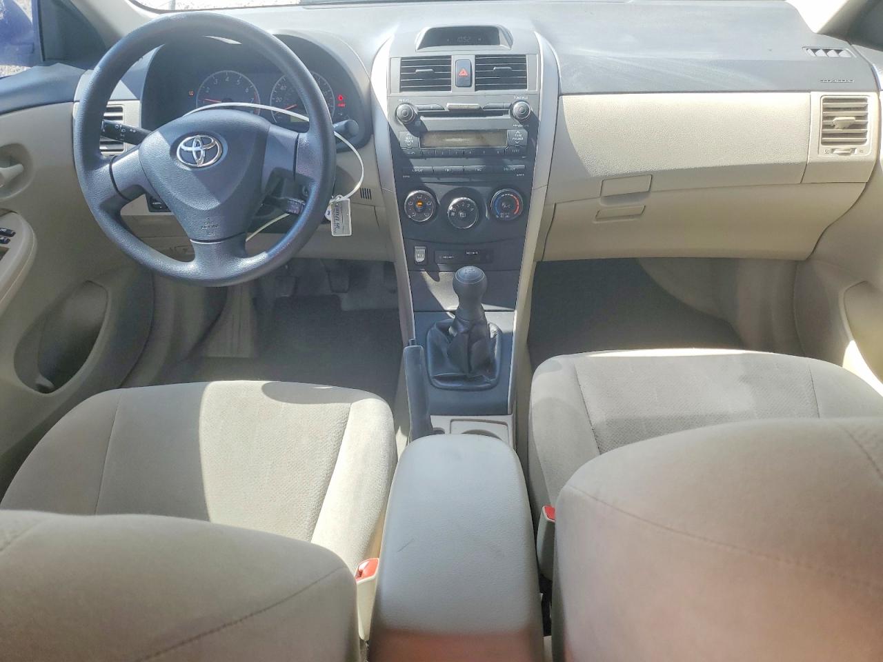 2012 Toyota Corolla L White vin: 2T1BU4EE3CC838512