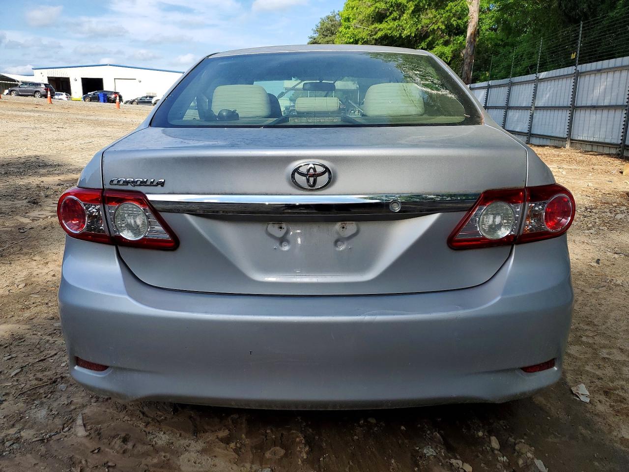 2012 Toyota Corolla L Silver vin: 2T1BU4EE3CC845587