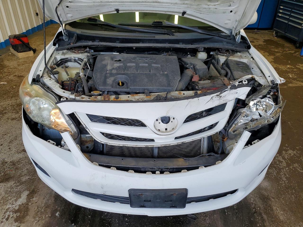 2012 Toyota Corolla Le White vin: 2T1BU4EE3CC865693