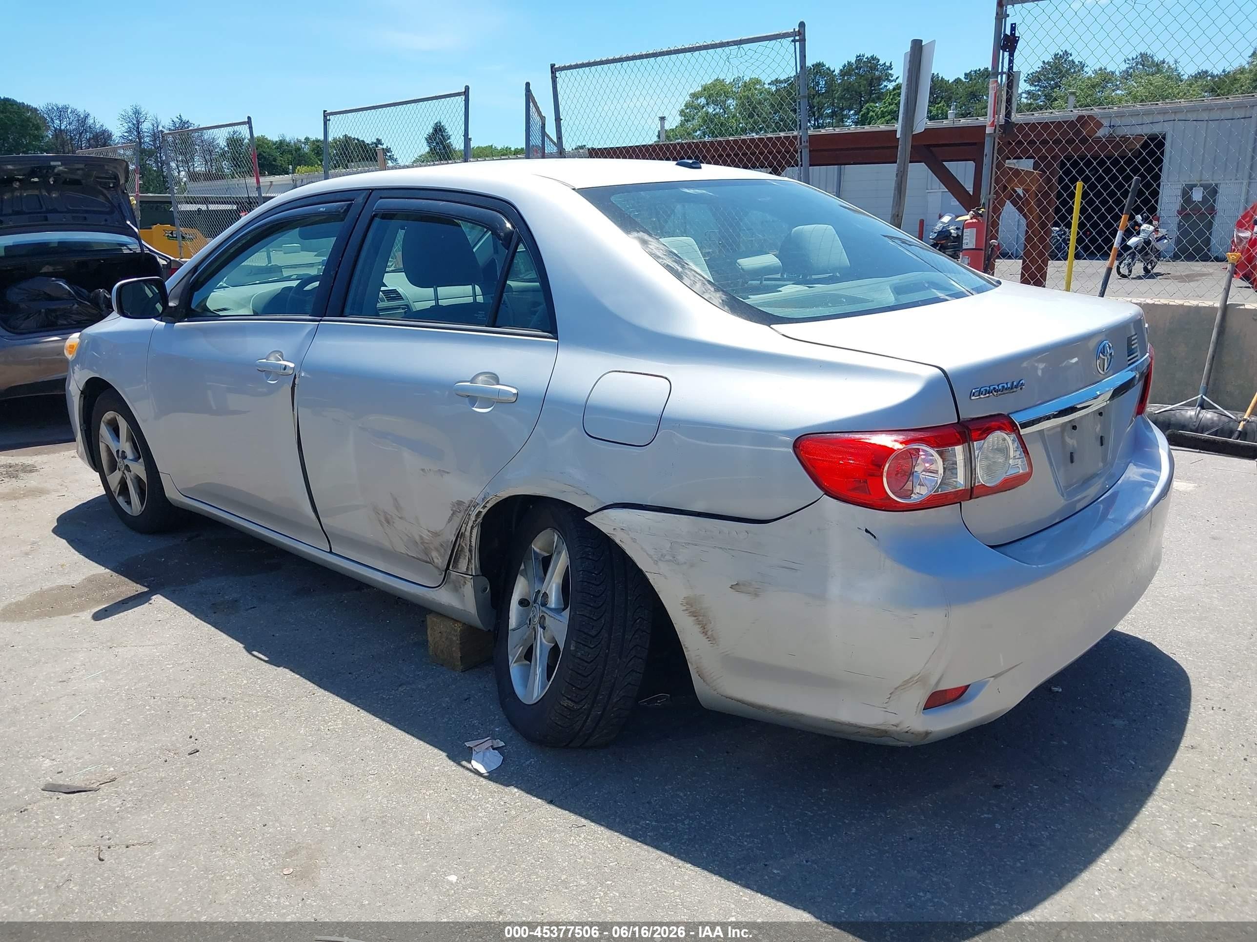 2012 Toyota Corolla Le Silver vin: 2T1BU4EE3CC867234