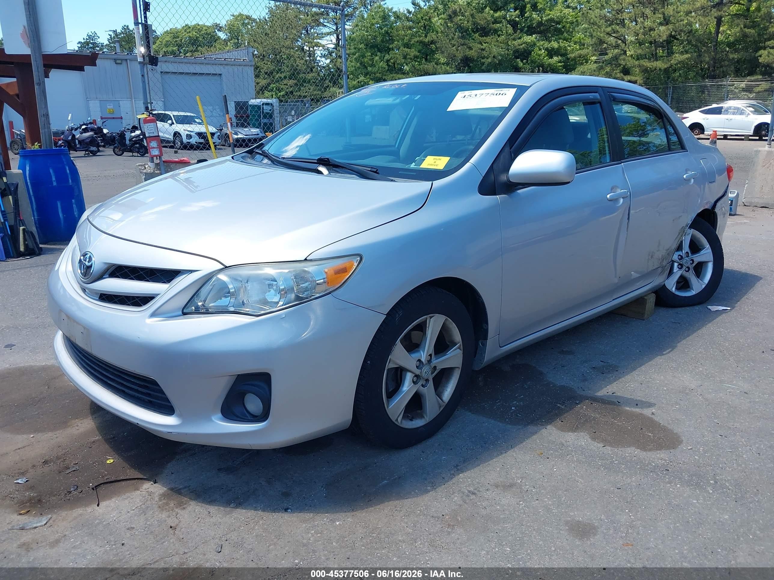 2012 Toyota Corolla Le Silver vin: 2T1BU4EE3CC867234