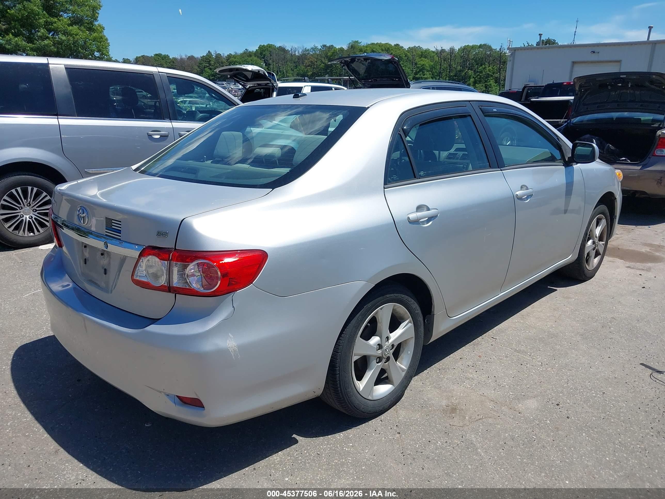 2012 Toyota Corolla Le Silver vin: 2T1BU4EE3CC867234