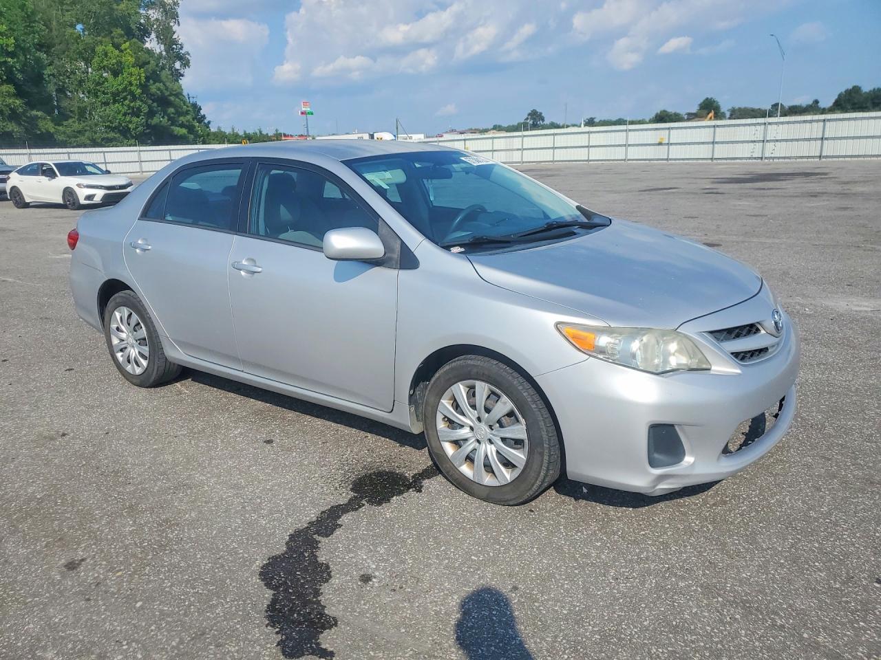 2012 Toyota Corolla Le Silver vin: 2T1BU4EE3CC891808